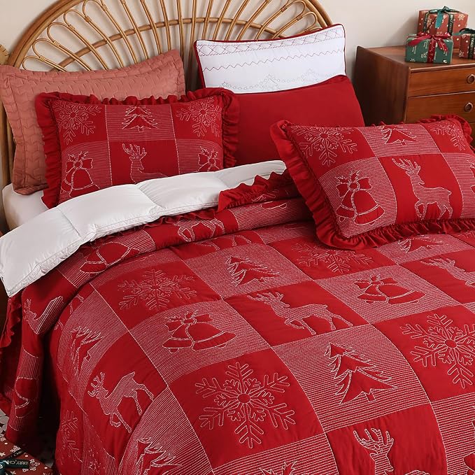 Cmfshape Christmas Embroidery Quilt Set,3 Pieces Queen Size Xmas Tree Reindeer Pattern Bedding Set,Reversible Christmas Bedspread Coverlet,Holiday Bedding(Red,92"x96")