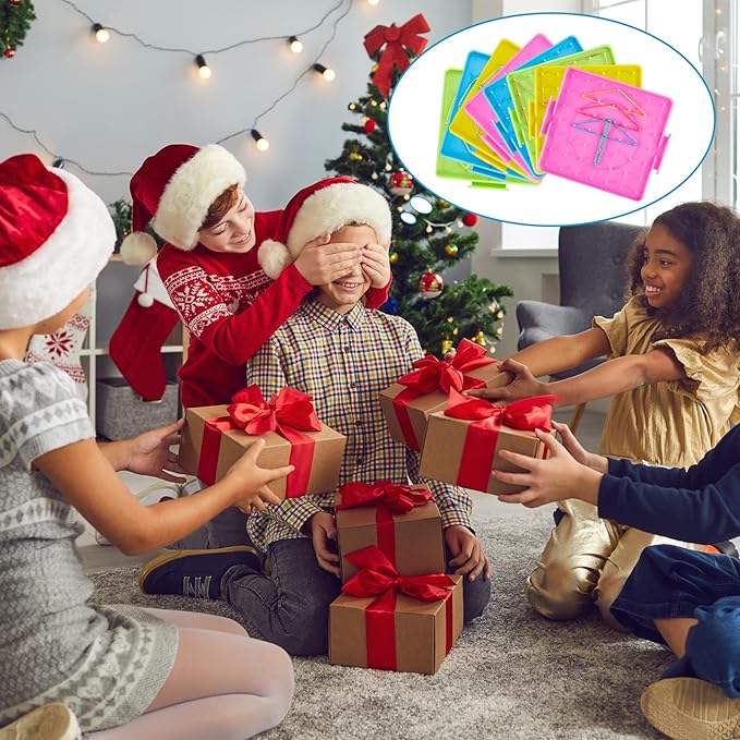 Deekin 36pcs Double Sided Geoboard Mathematical Kids Geoboards with Rubber Bands Math Manipulatives Toy for Geometry, 6.9 x 6.3 Inches Classroom Back to School