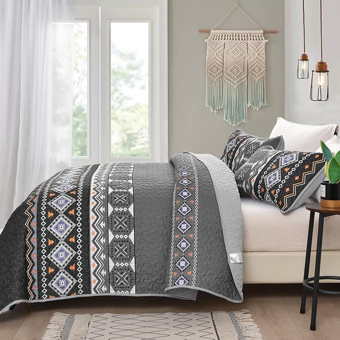 WONGS BEDDING Boho Quilt Set King,Black Grey Bedspread Coverlet Set with 2 Pillowcase,Lightweight Geometry Printed Bohemian Bedding Set 104''×90''