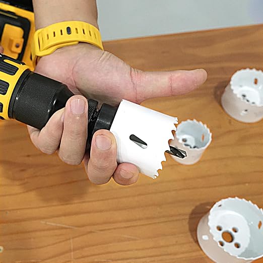 Hole Saw Kit Bi Metal, with 3/4" to 2-1/2" 22 PCS Saw Blades in Case, Hole Saw Set for Metal, Wood and Plastic, with Clean and Smooth Cutting Edge, Fast Chip Removal
