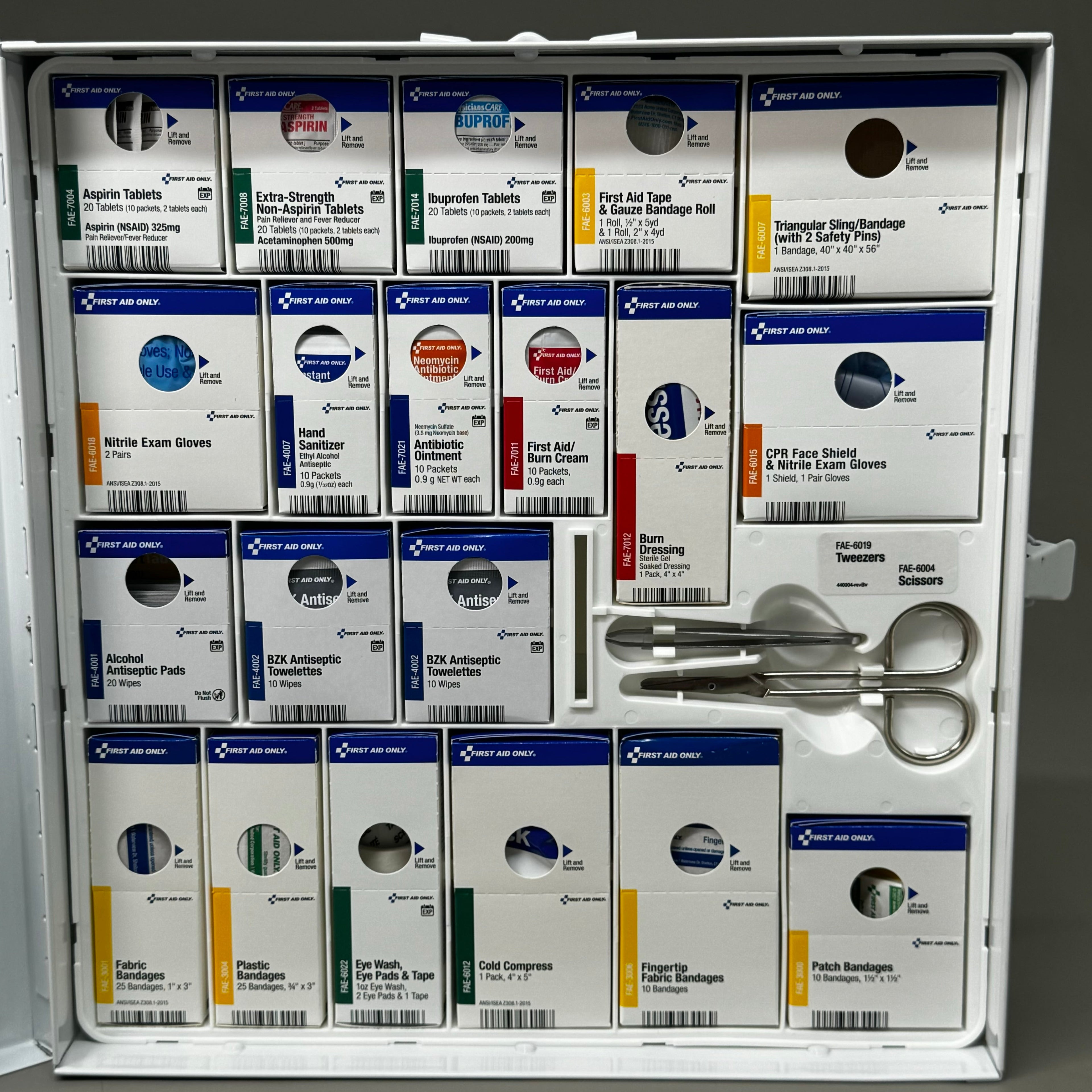 VESTIS FIRST AID 50 Person Large Metal Cabinet With Medication BB 01/2026 59354-021