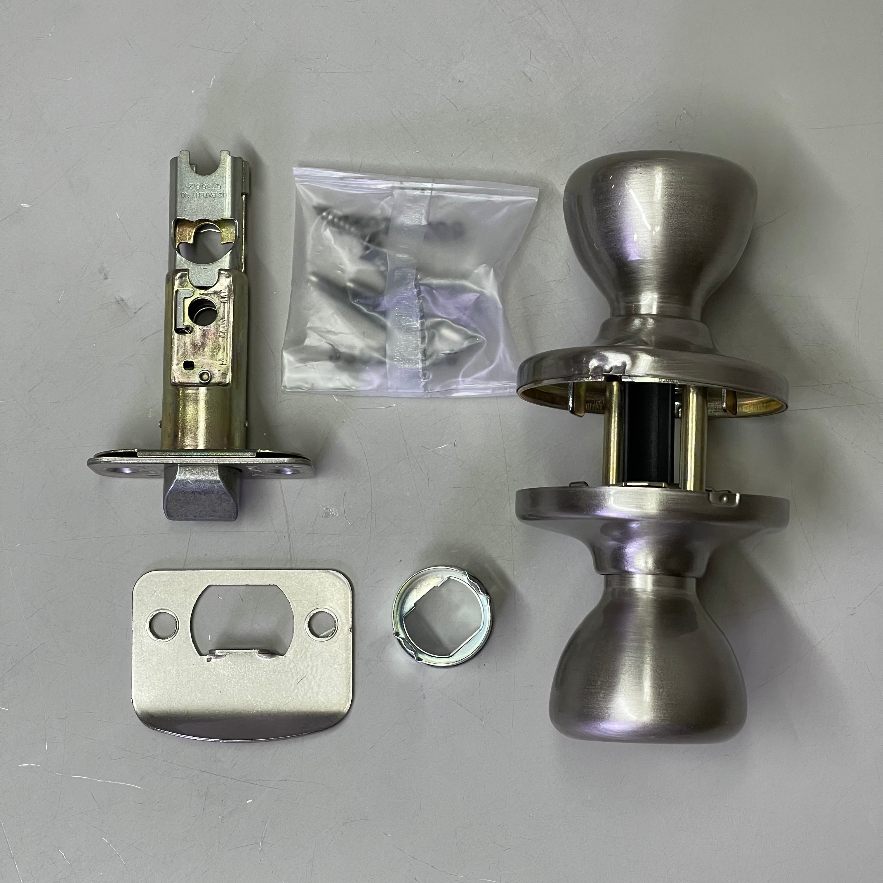KWIKSET Hall & Closet Tylo Passage Door Knob Satin Nickel 92001-508