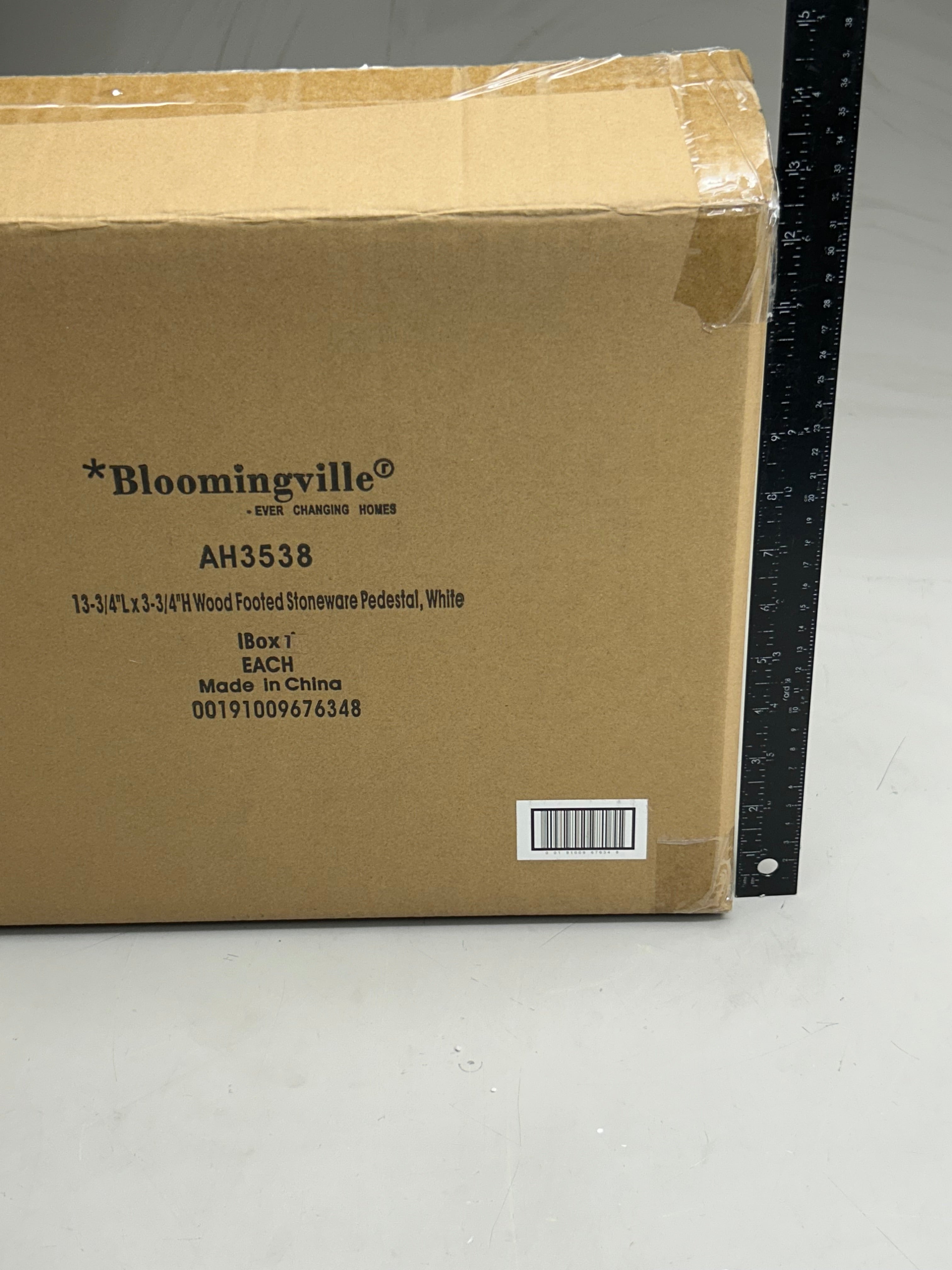 BLOOMINGVILLE Stoneware Pedestal W/ Acacia Base  14" Length White AH3538