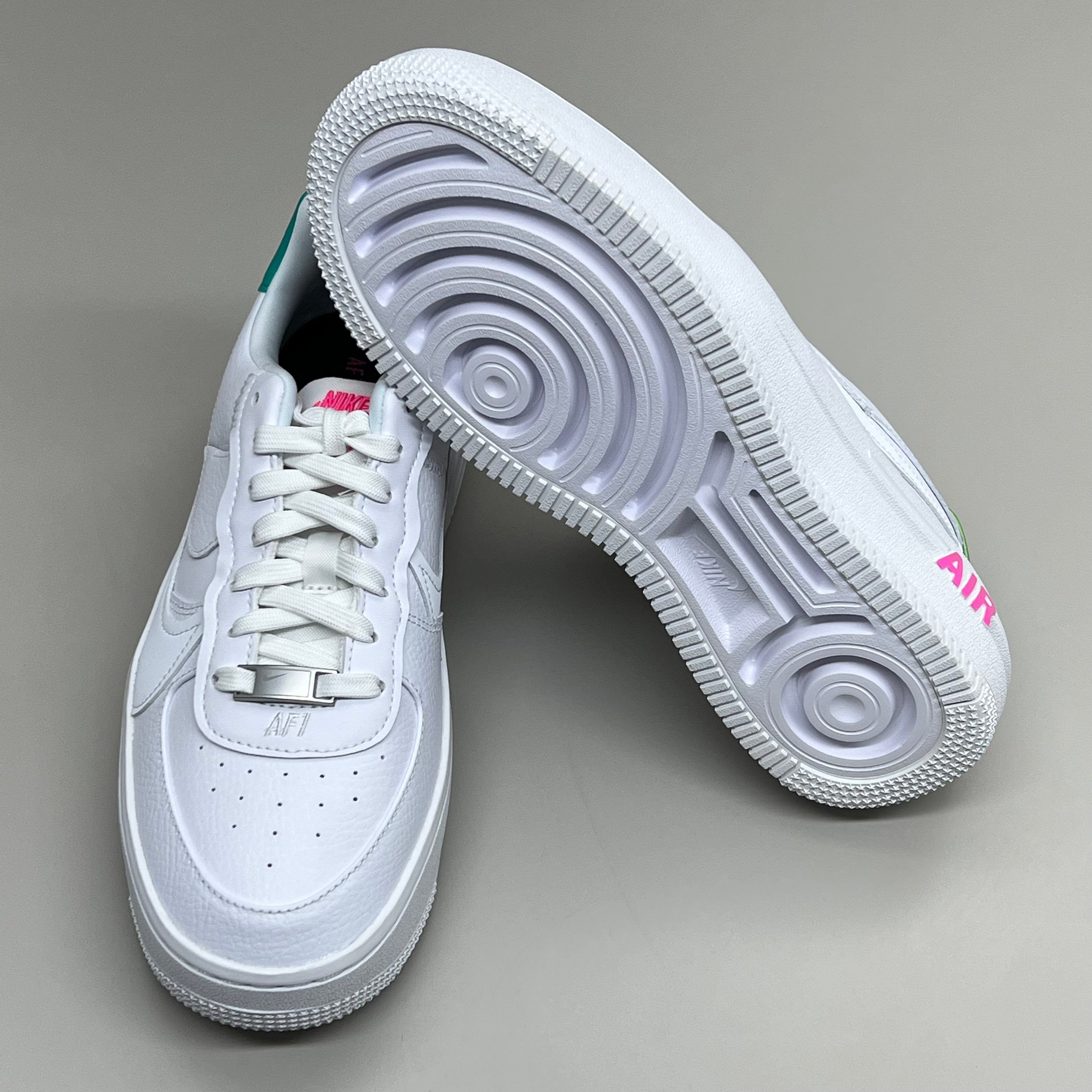 NIKE Air Force 1 PLT.AF.ORM Tapered Toe Shoes Sz Women's 8.5 White/Pink/Blue FN7180-100