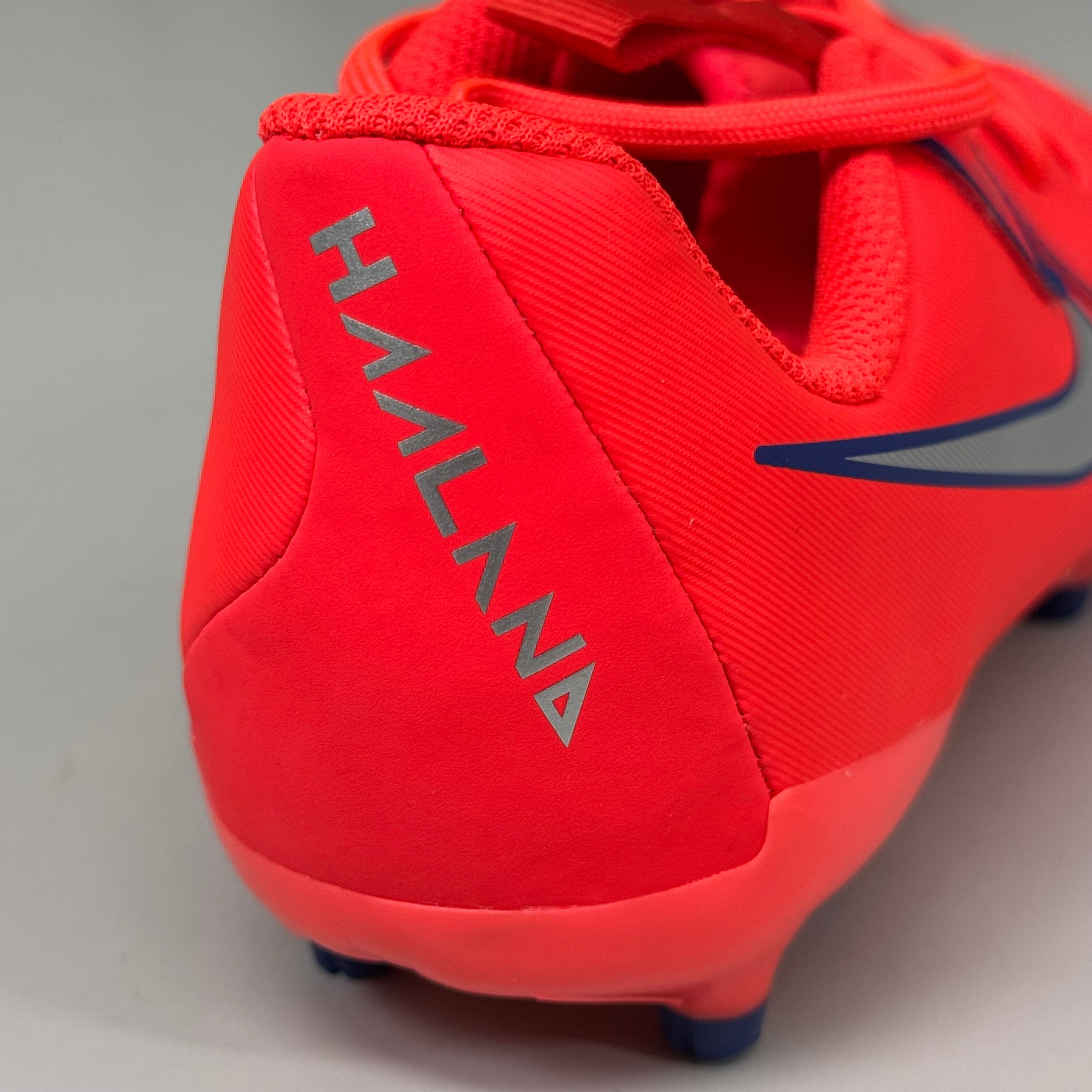 NIKE Kids Cleat Phantom GX II Academy X Haaland FG/MG Sz 4.5y Bright Crimson