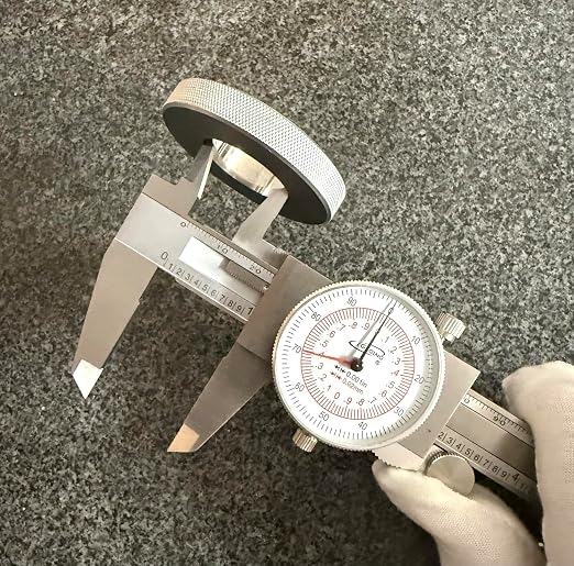 iGAGING 6-Inch 150 mm Dial Caliper, Dual Reading Scale, Metric and SAE Standard Measurement