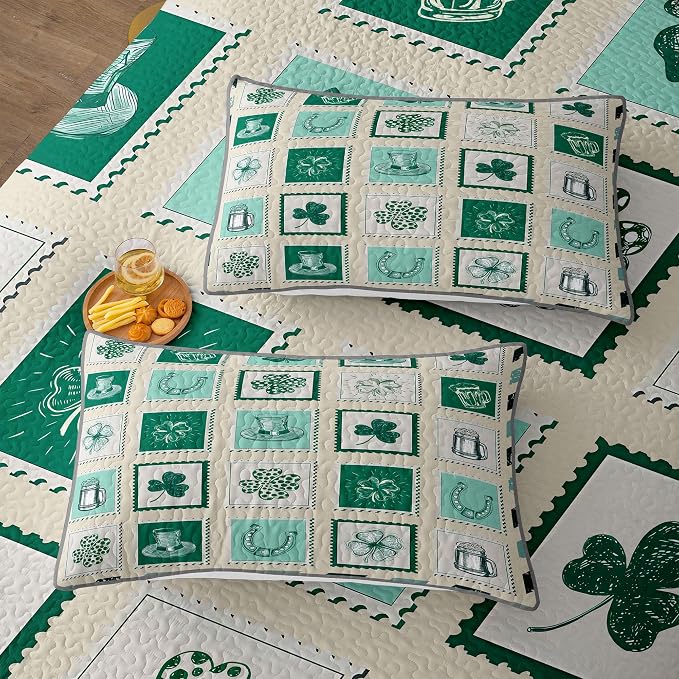 St. Patrick's Day Patchwork Quilt Set Queen Shamrock Postcard 3pcs Bedding Set with 2 Pillow Shams Soft Lightweight Coverlet Comforter Gift for Boys (Shamrock Postcard, Queen(90"x90")) | Breathable