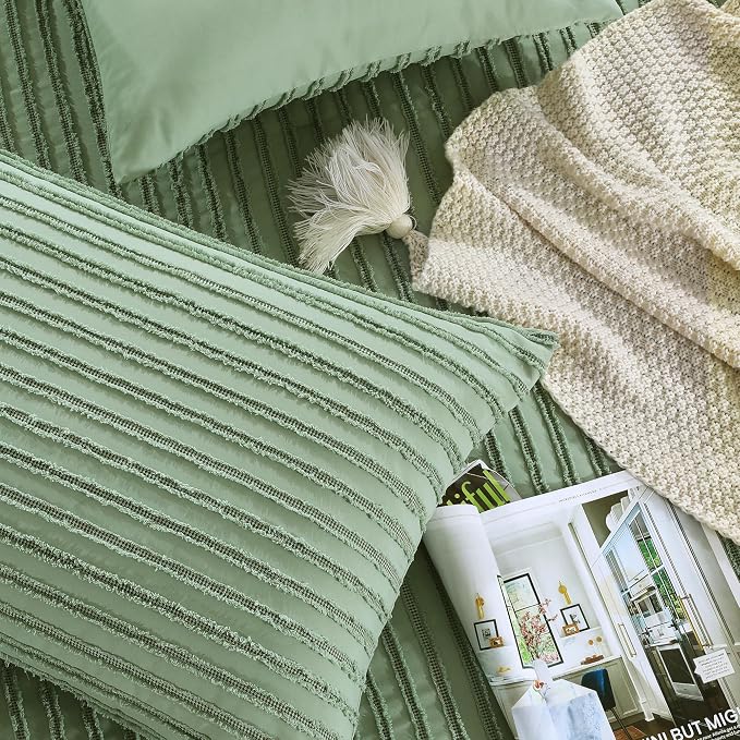HOMBYS Oversized King Boho Comforter Set 128x120, Sage Green Tufted Jacquard Geometry Bedding Comforter for King Bed, Shabby Chic Bed Sets with 2 Matching Pillow Cases