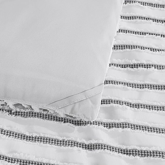 HOMBYS Oversized King Boho Comforter Set 128x120, Black White Tufted Jacquard Geometry Bedding Comforter for King Bed, Shabby Chic Bed Sets with 2 Matching Pillow Cases