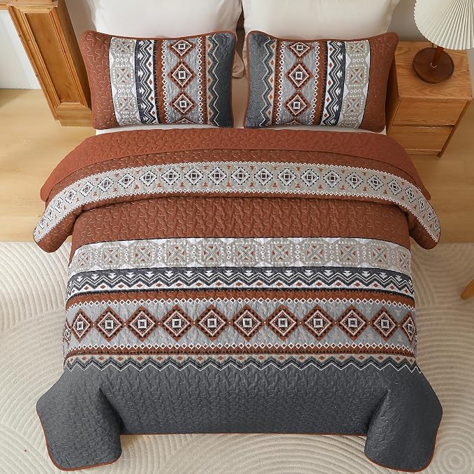 WONGS BEDDING 3 Pieces Quilt Set Queen Size, Burnt Orange Quilt Bedspread Lightweight Bohemian Coverlet Set with 2 Pillowcase, Soft Geometry Printed Bedding Set Queen for All Season 96"×90"