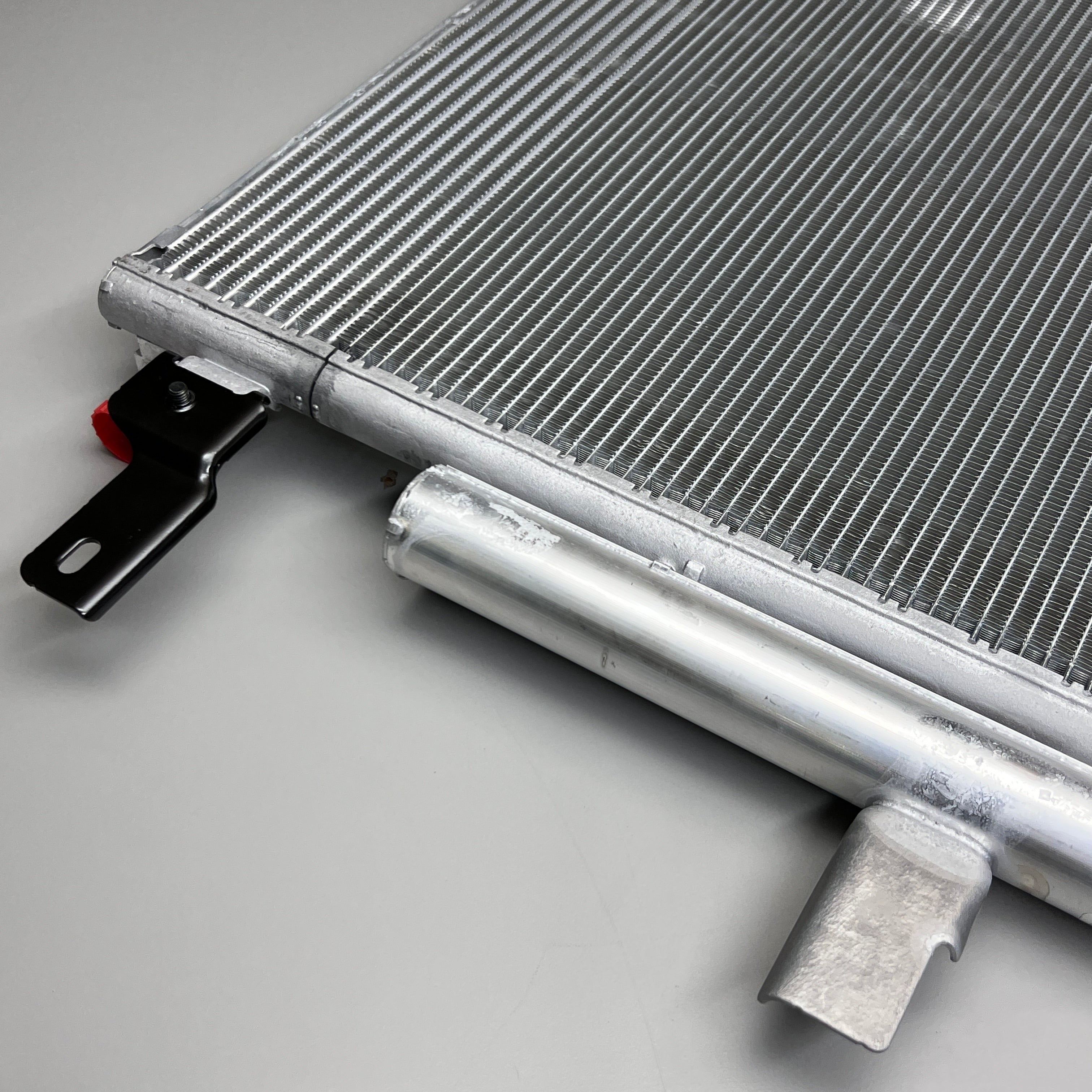 FORD MOTORCRAFT YJ-552 1X Air Conditioning Condenser Kit BT4Z-19708-B OEM (New)