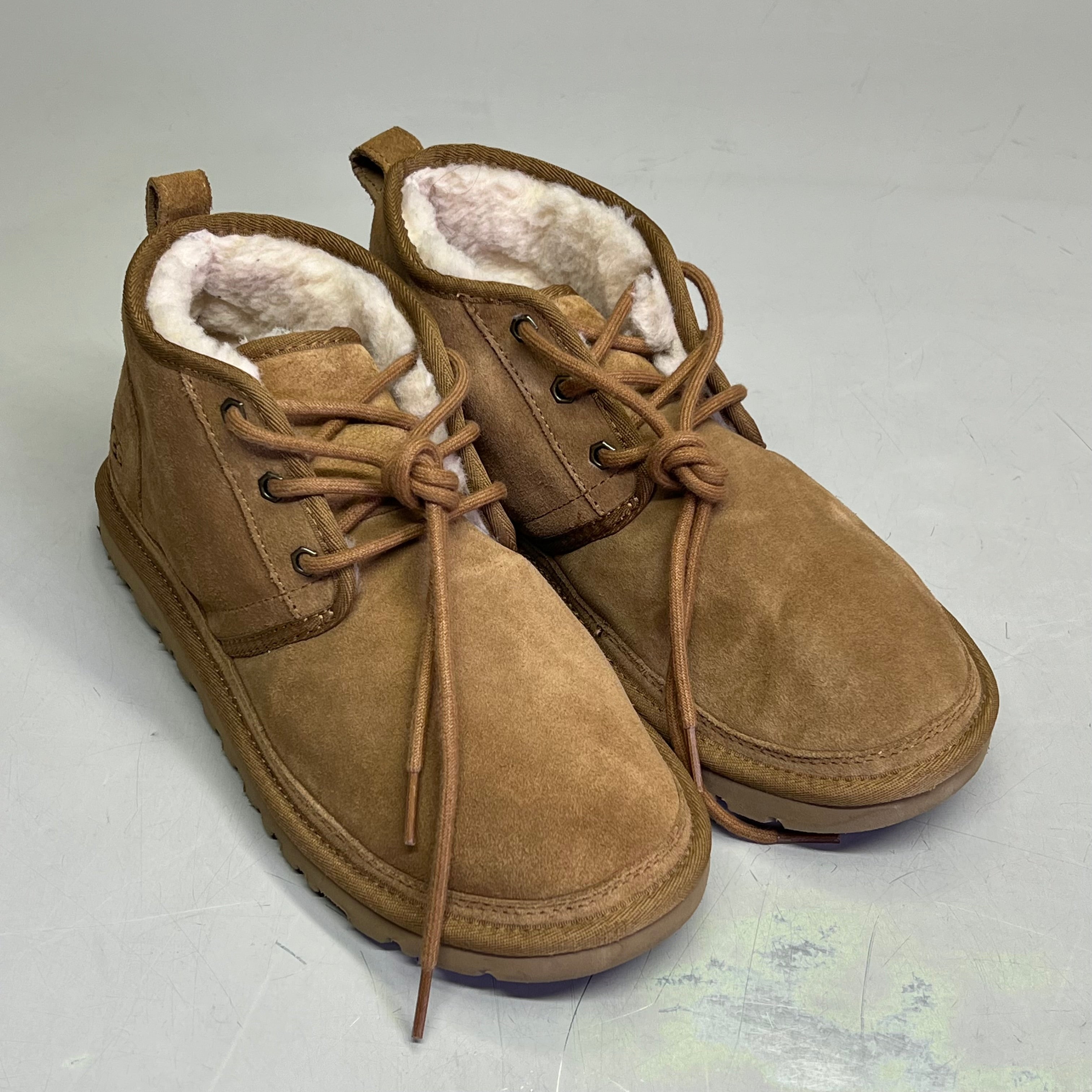 UGG Suede Neumel Ankle Boot 17mm Plush Men's Sz 9 Brown (Pre-Owned)