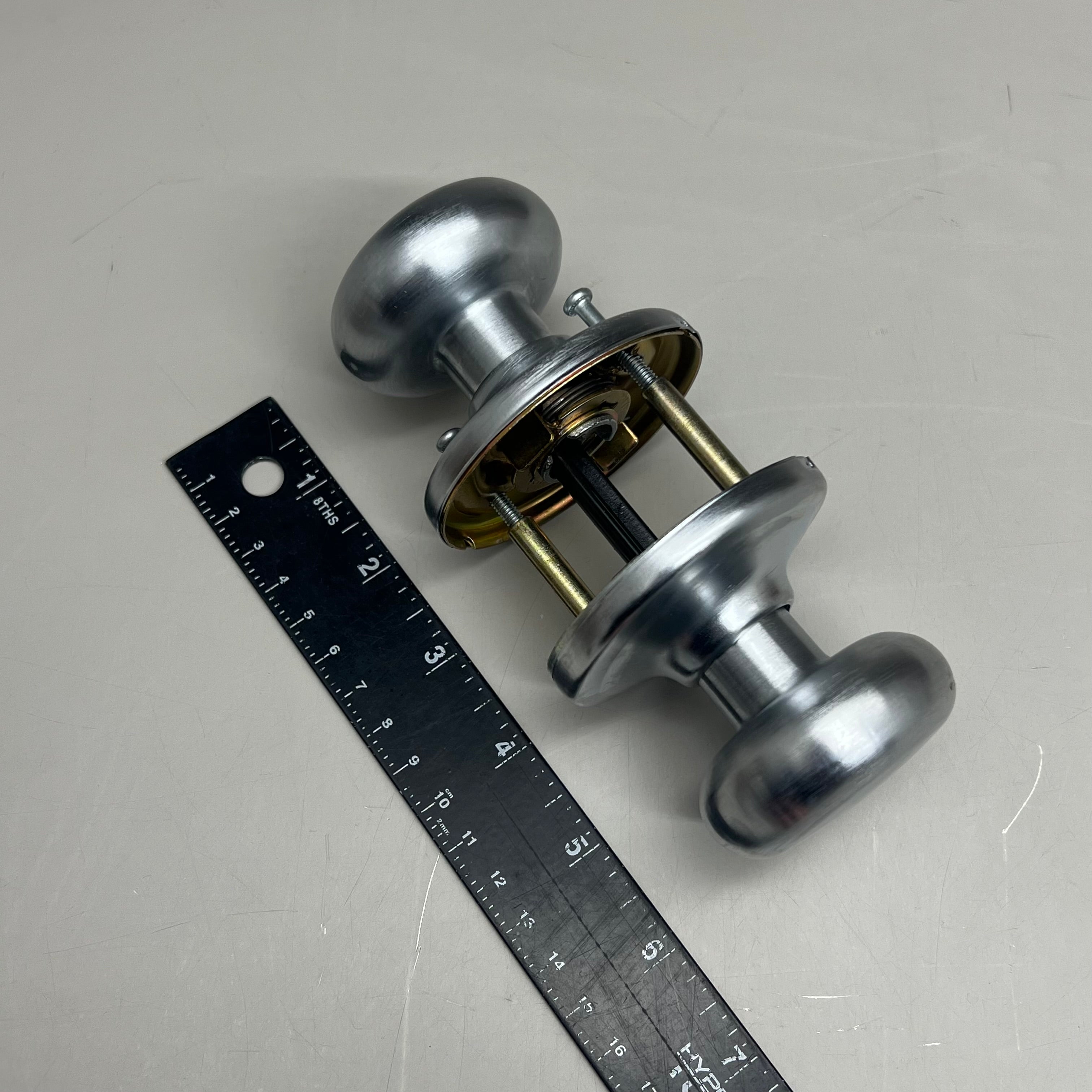 KWIKSET Passage Hancock Door Lock Knob 720H 26D Satin Chrome 97200956
