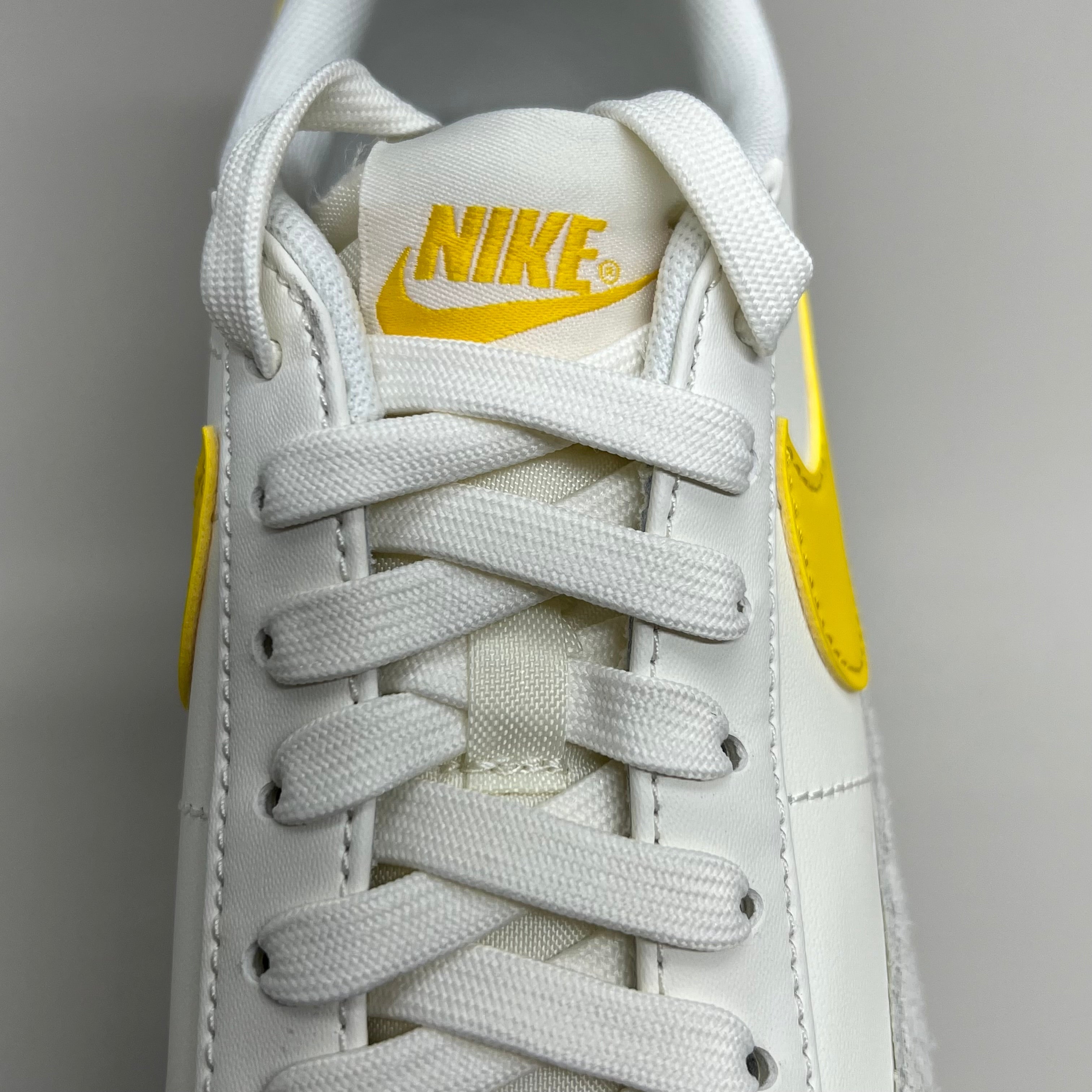 NIKE Shoes Blazer Low Cut Platform Sneaker Sz Women's 10.5 Men's 9 Yellow/Grey/White