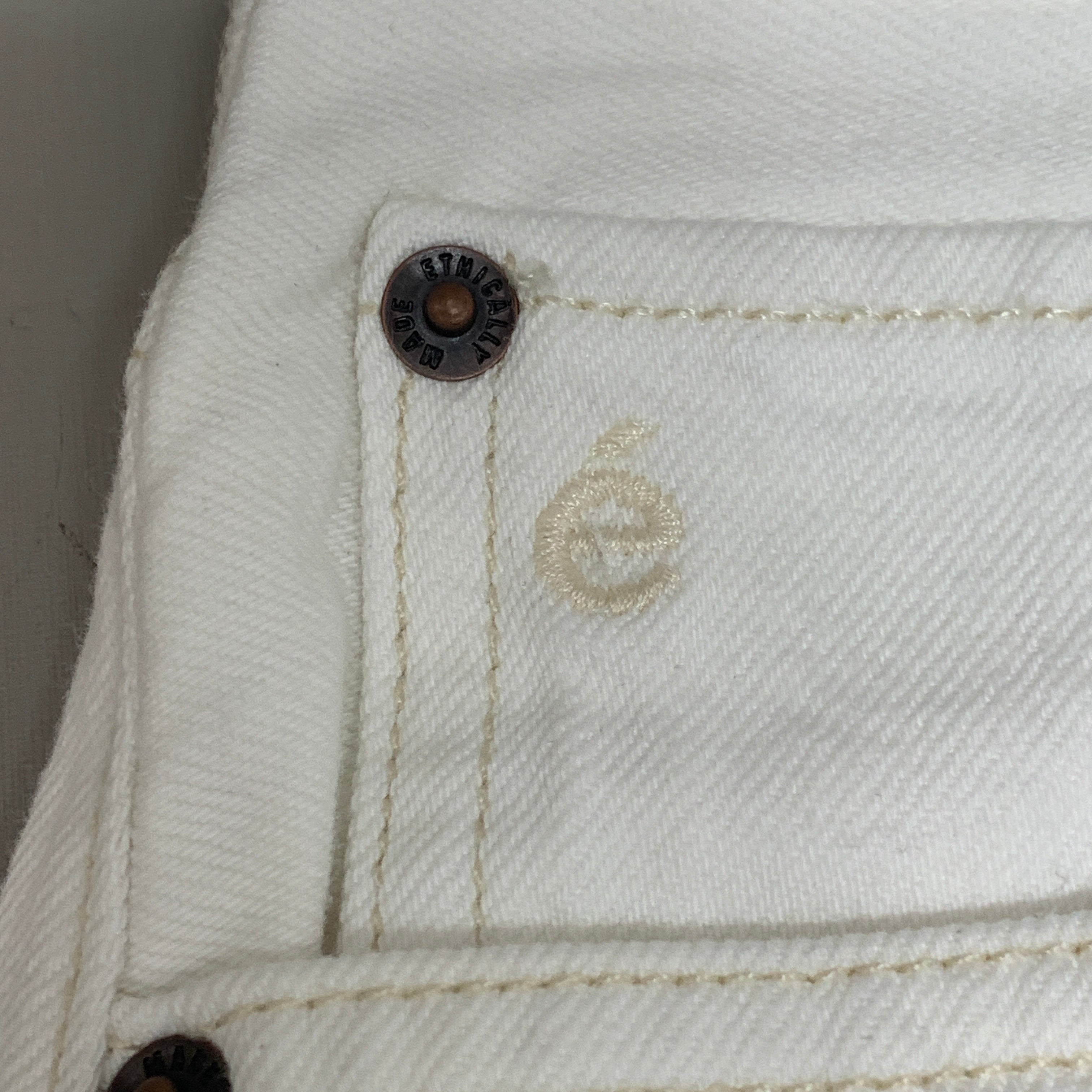 ETICA Tyler High Waist Straight Leg Ankle jeans Vintage White Size 28 EW180114A