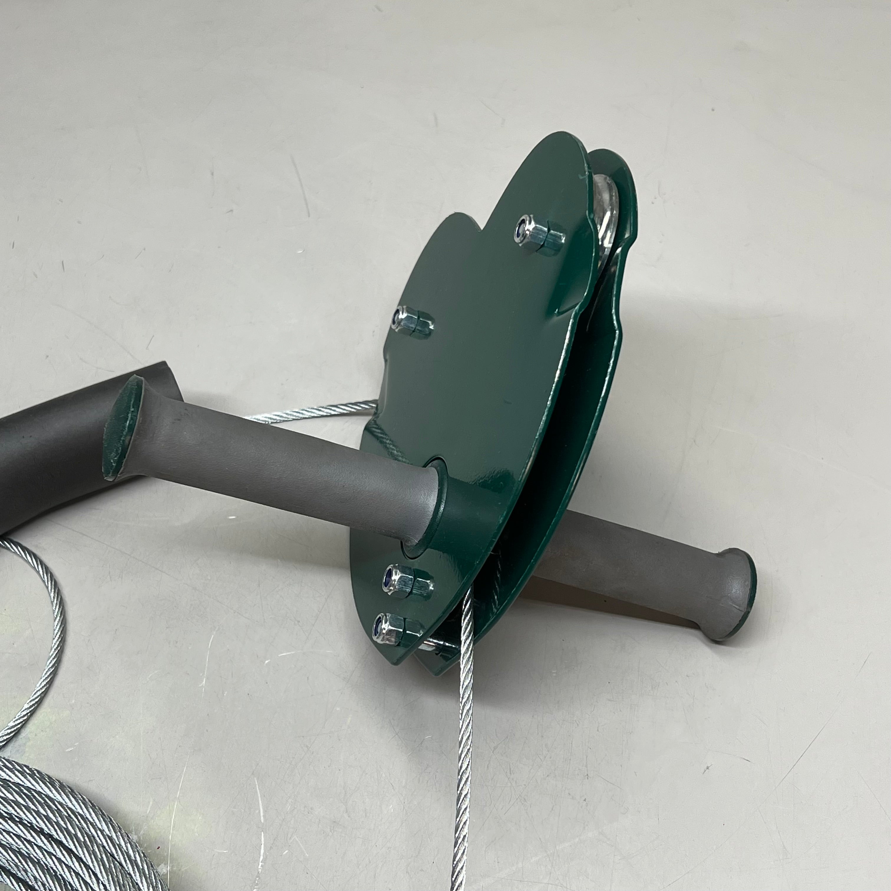 3M Fall Protection Cab Assembly Control Descent SS 200' Green 3302105 (Used)