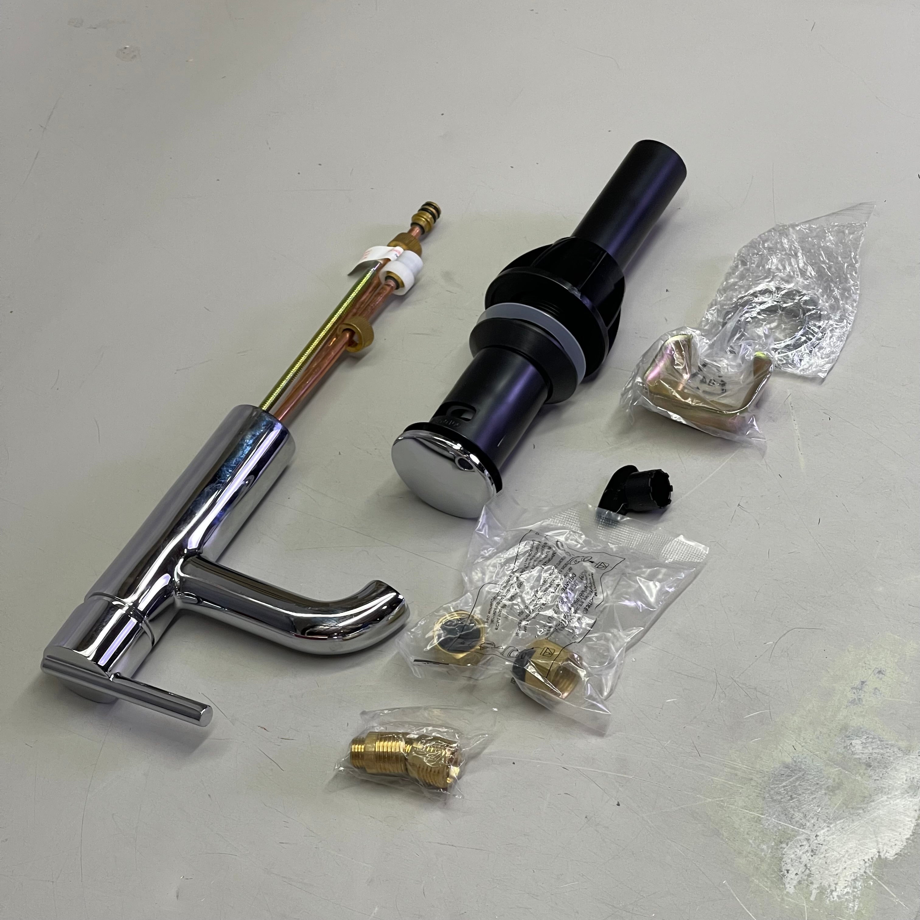 PFISTER Brislin Single Control Bathroom Faucet Polished Chrome LG42-BI0C