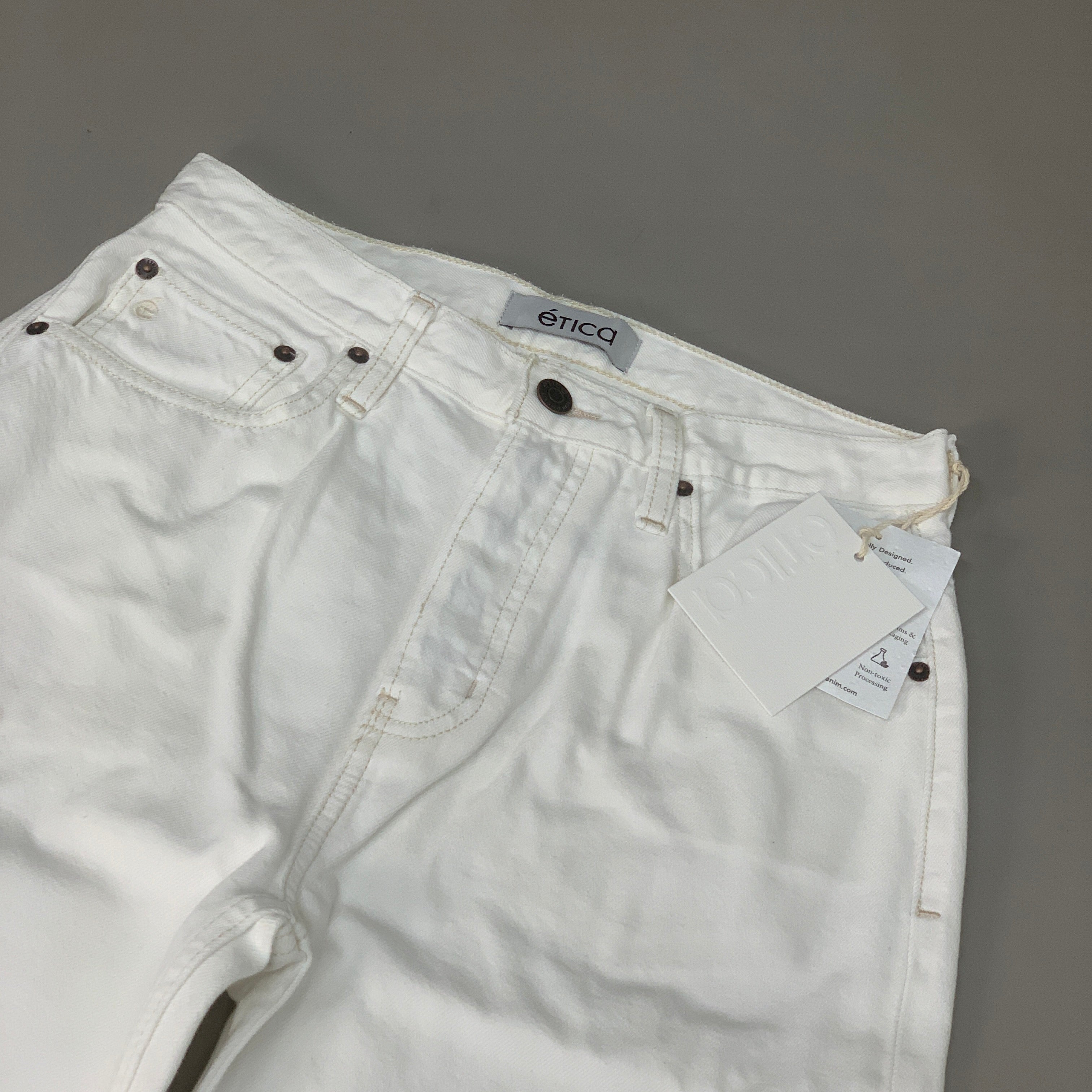 ETICA Tyler High Waist Straight Leg Ankle jeans Vintage White Size 28 EW180114A