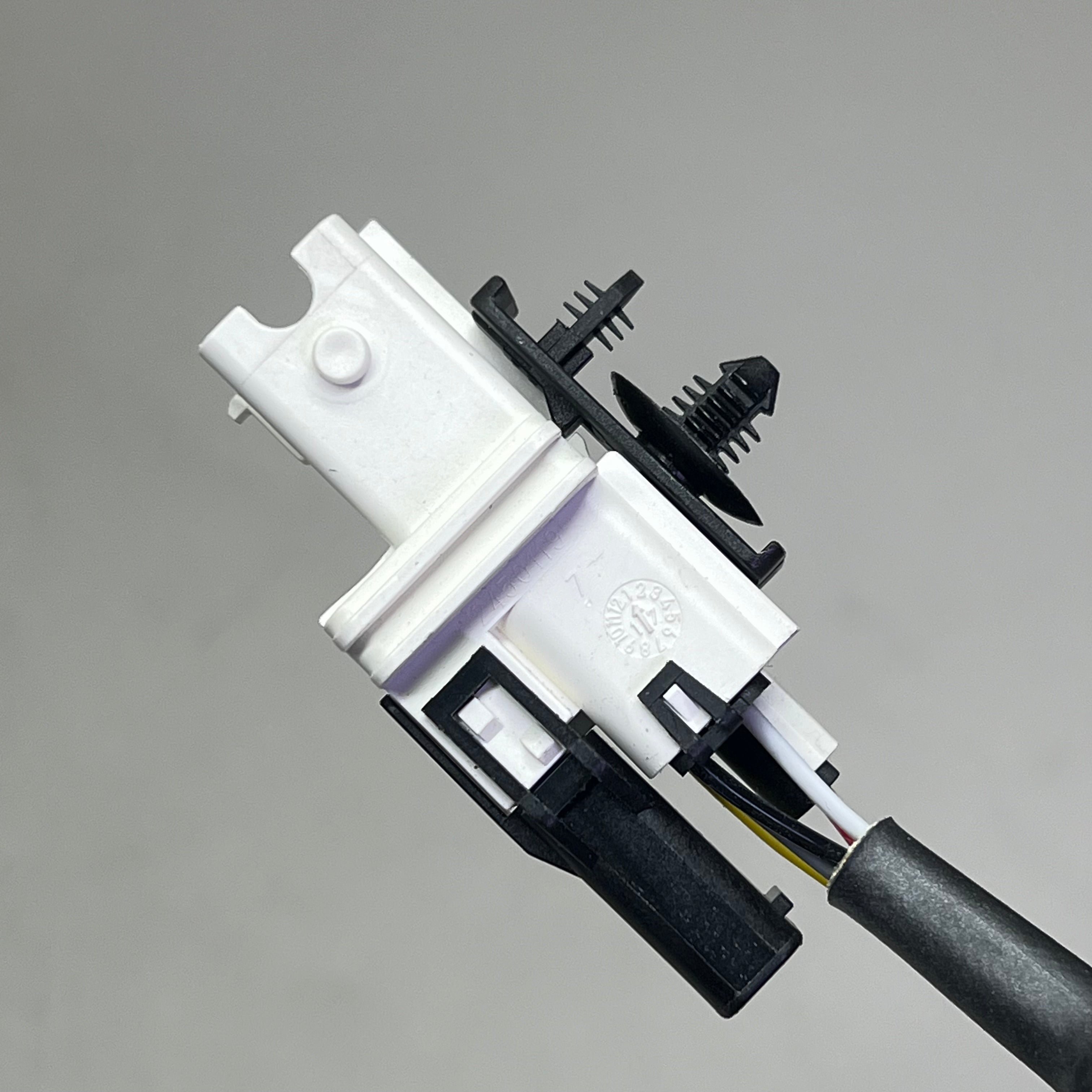 BOSCH Oxygen Sensor Standard Replacement Male Connector Type 17135