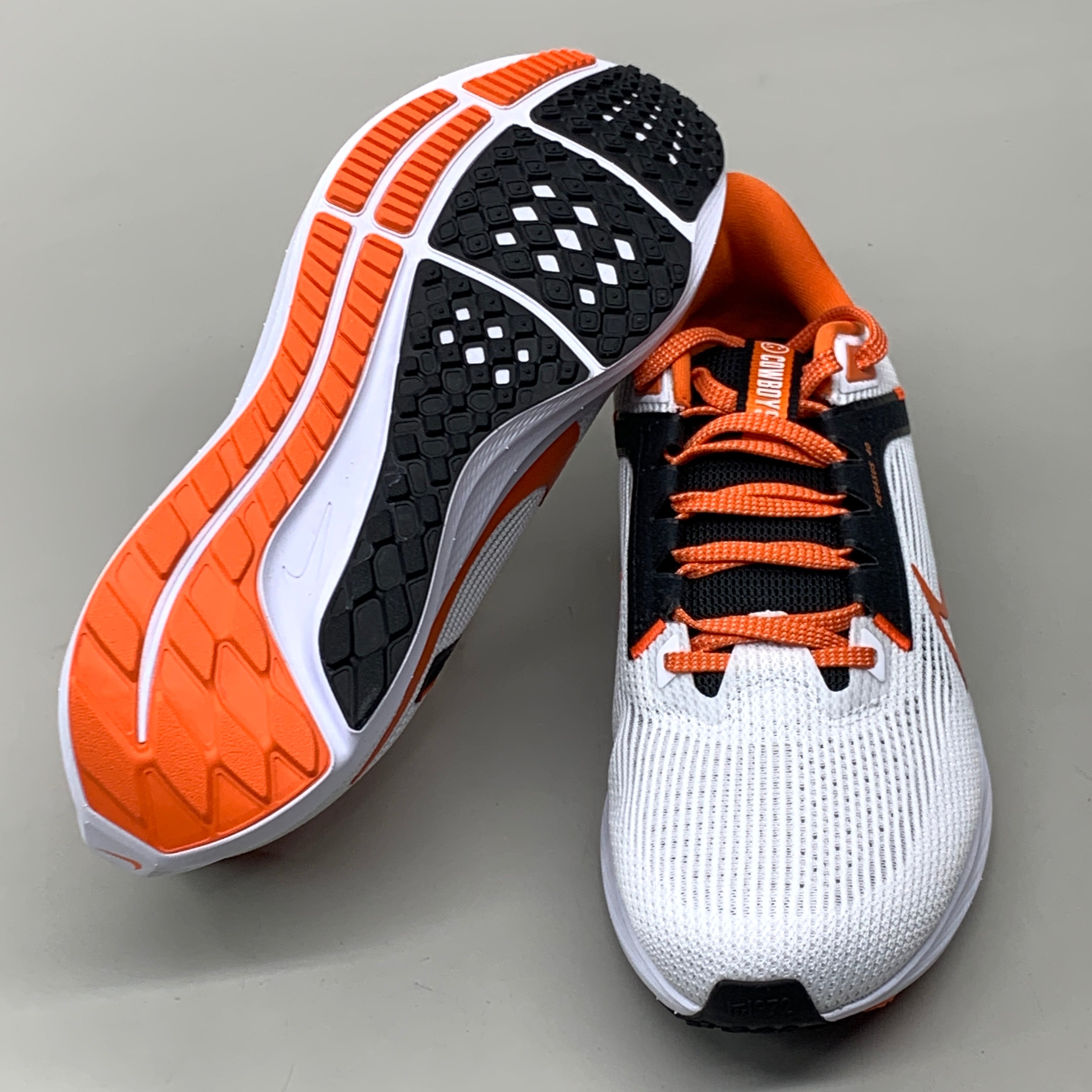 NIKE Zoom Pegasus 40 OK STATE White Shoes, Brilliant Orange & Black 11 W 9.5 M DZ5973-100