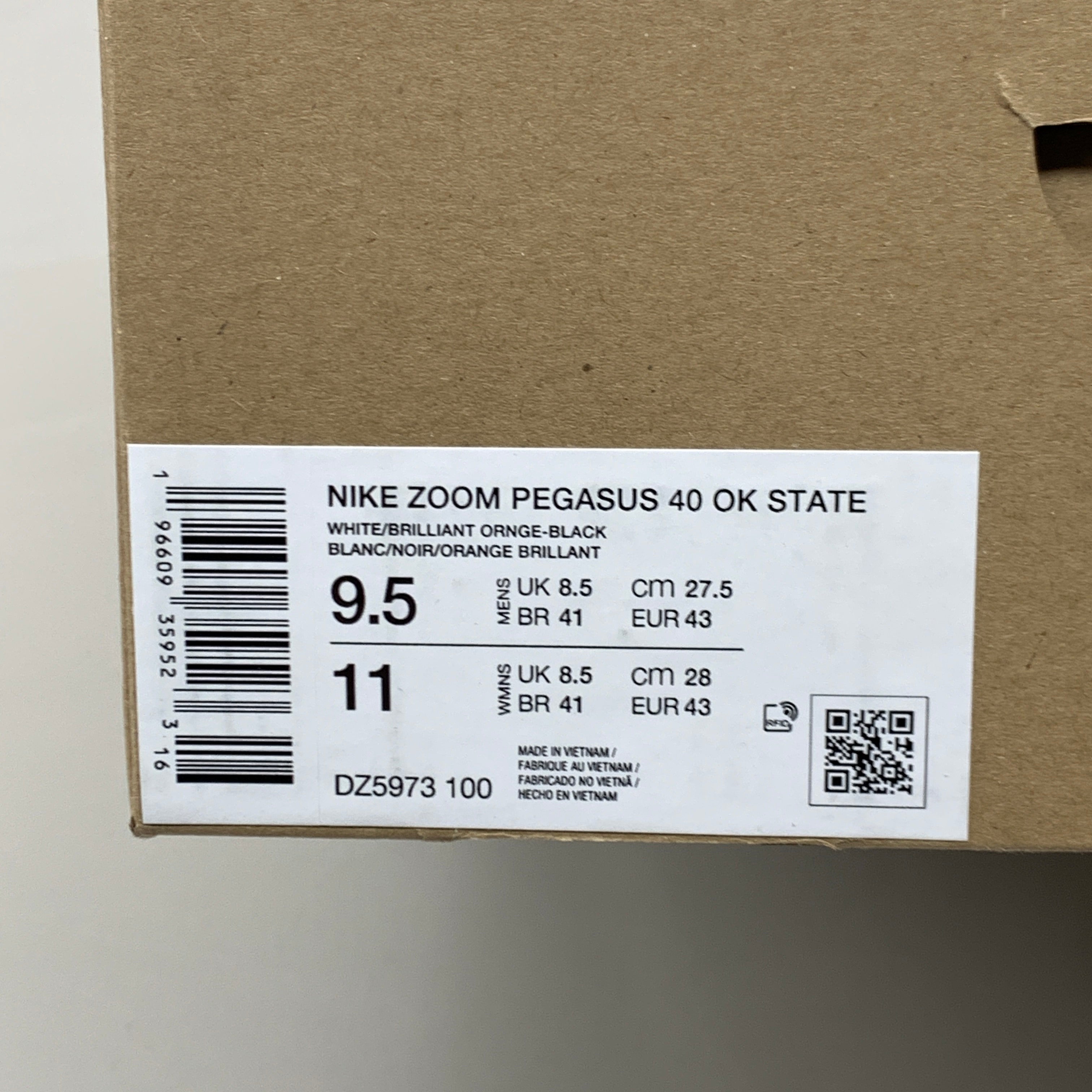 NIKE Zoom Pegasus 40 OK STATE White Shoes, Brilliant Orange & Black 11 W 9.5 M DZ5973-100