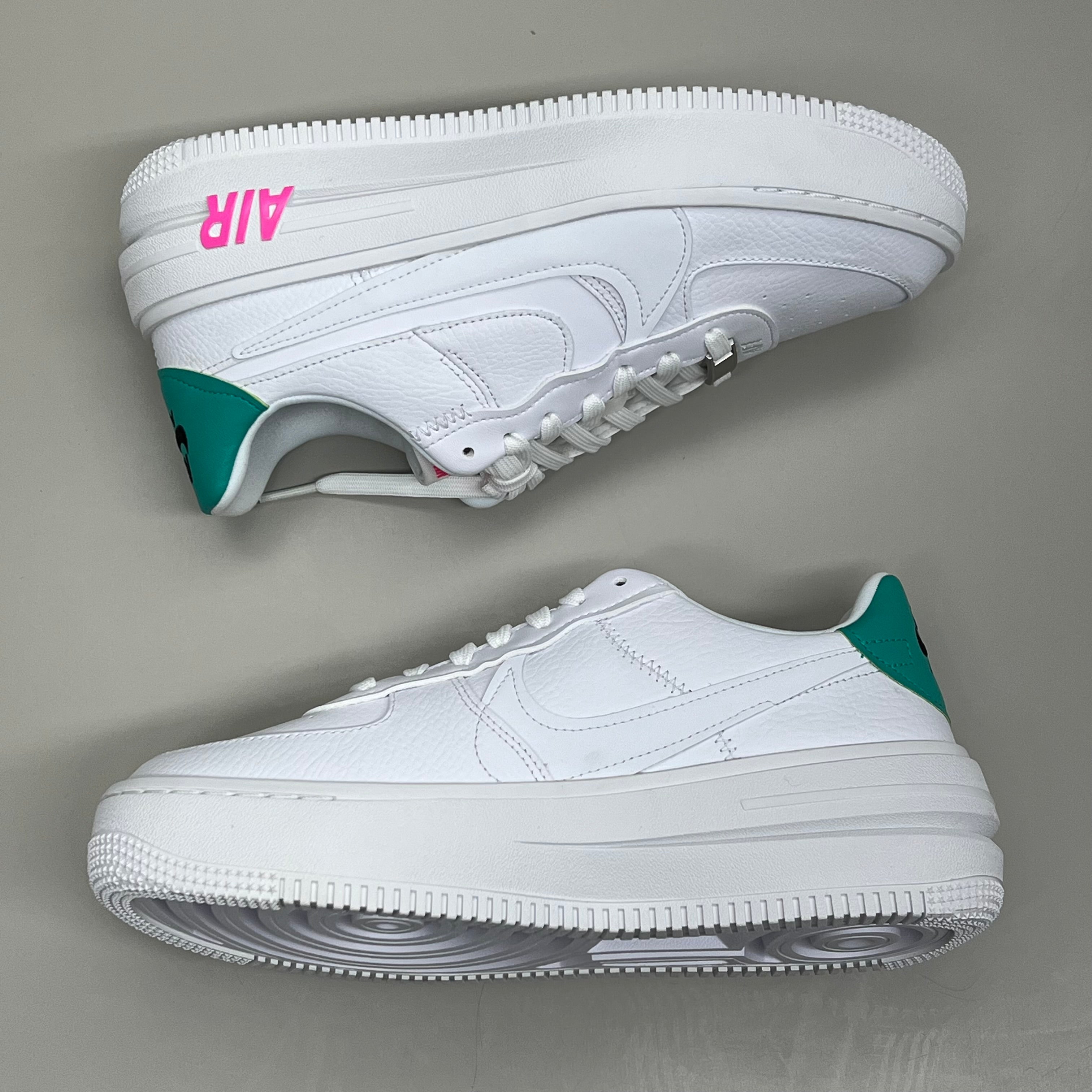 NIKE Air Force 1 PLT.AF.ORM Tapered Toe Sz Women's 7.5 White/Pink/Blue FN7180-100
