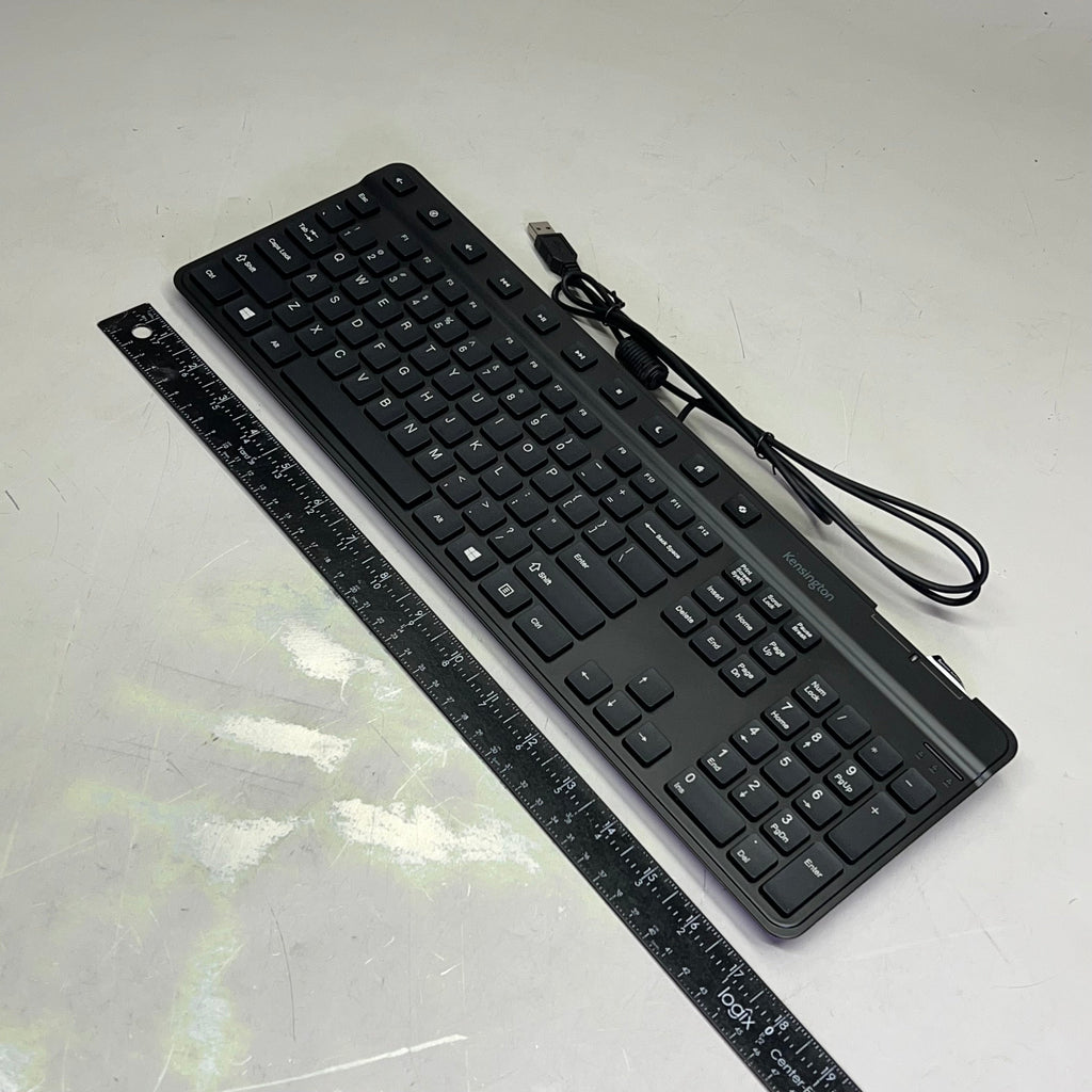 KENSINGTON Simple Solutions Wired Keyboard w/ Smart Card Reader Black K55115US