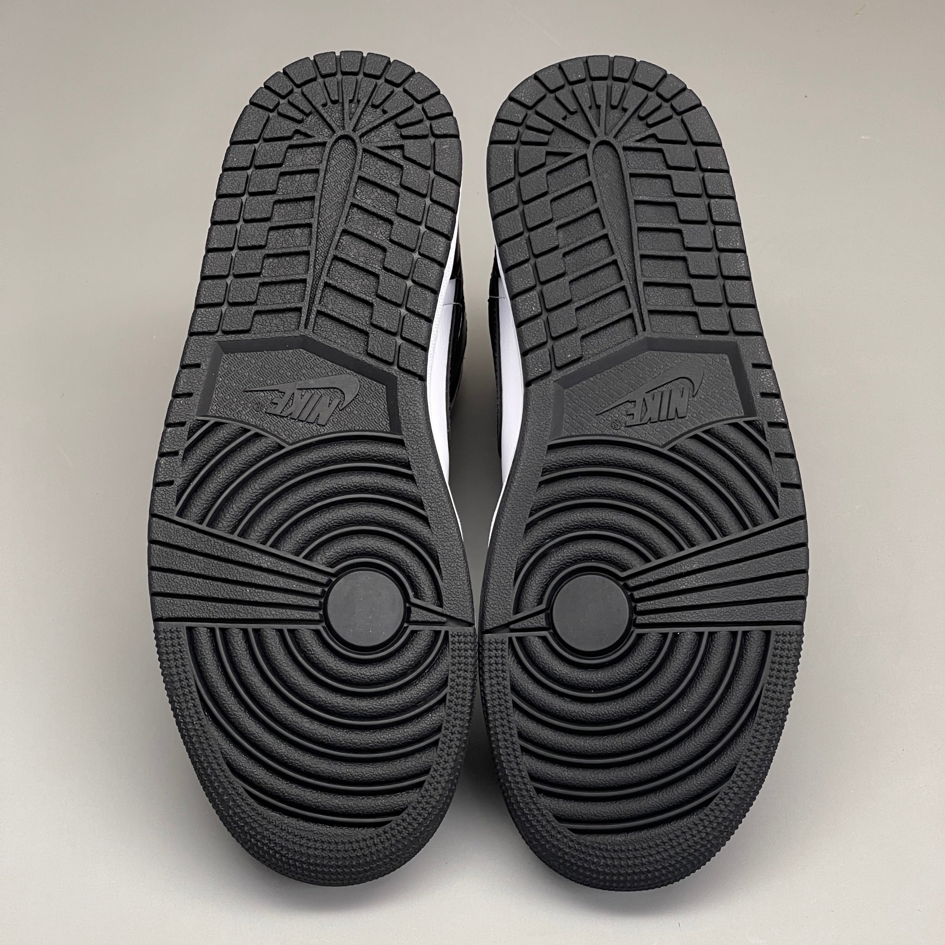NIKE AIR JORDAN 1 Mid Panda Shoe Women's Sz 9.5 Black / White DV0991-101 (New)