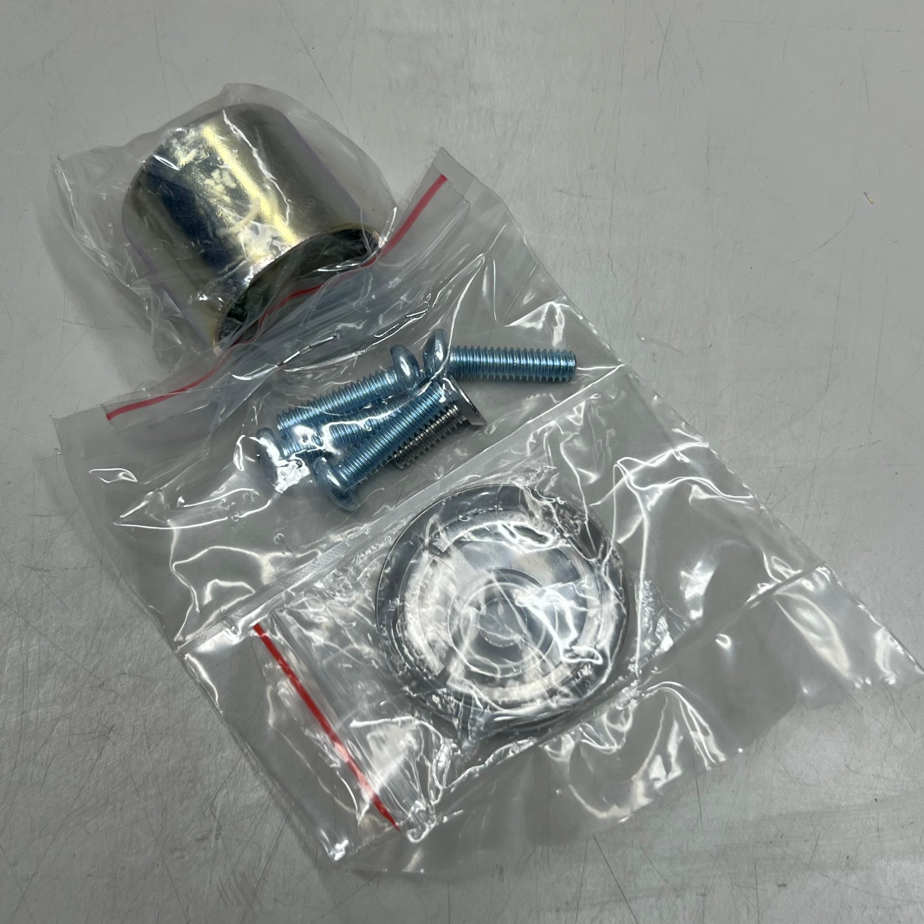 Fixed Pull Night Latch Trim w/ Cylinder Hole, Silver M99F/32D-G3