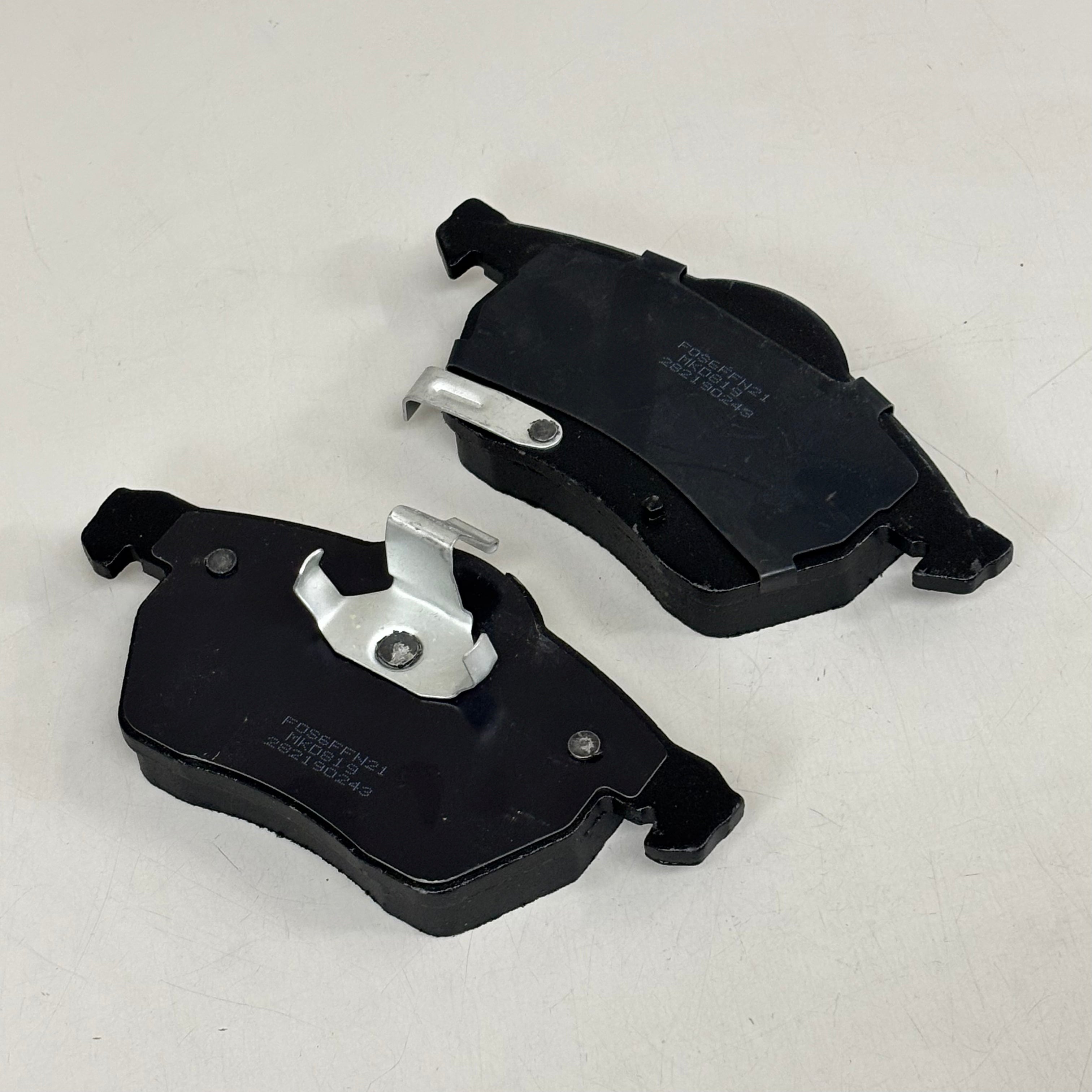 CARQUEST Premium Gold Brake Pads Semi-Metallic MKD819