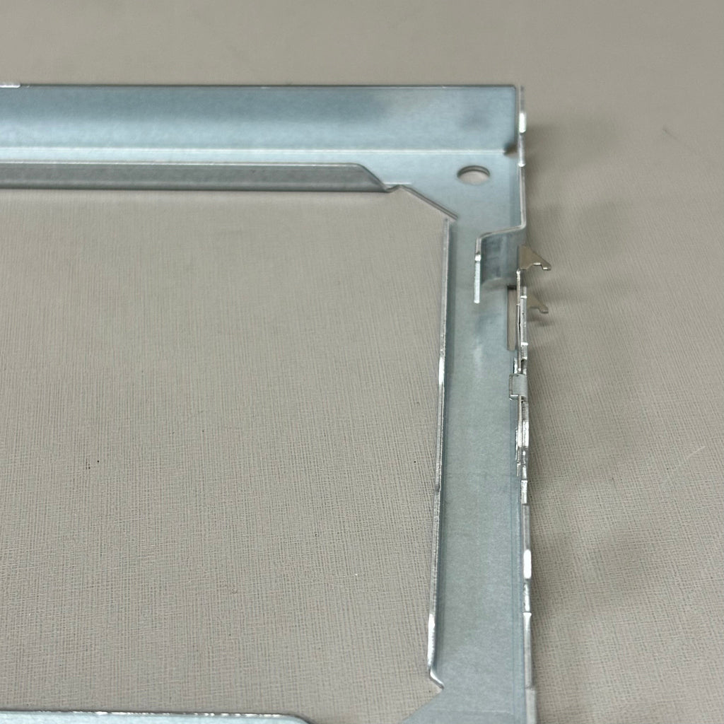 CISCO Spare Wallmount Kit for the 7800 & 8800 Series 800-43222-03 CP-8800-WMK