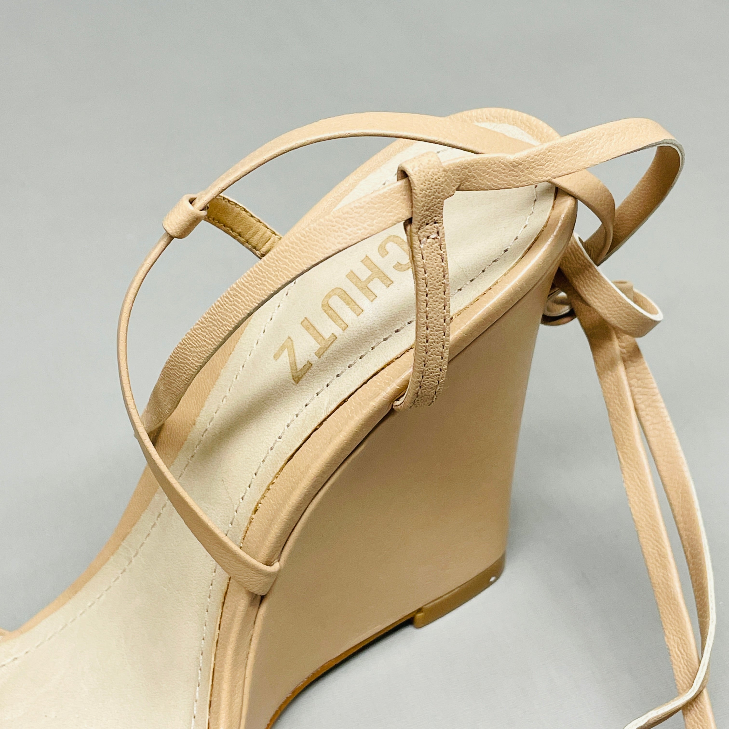 SCHUTZ Deonne Casual Deluxe Nappa Leather Sandal True Beige Sz 8.5 S013810172 (New)