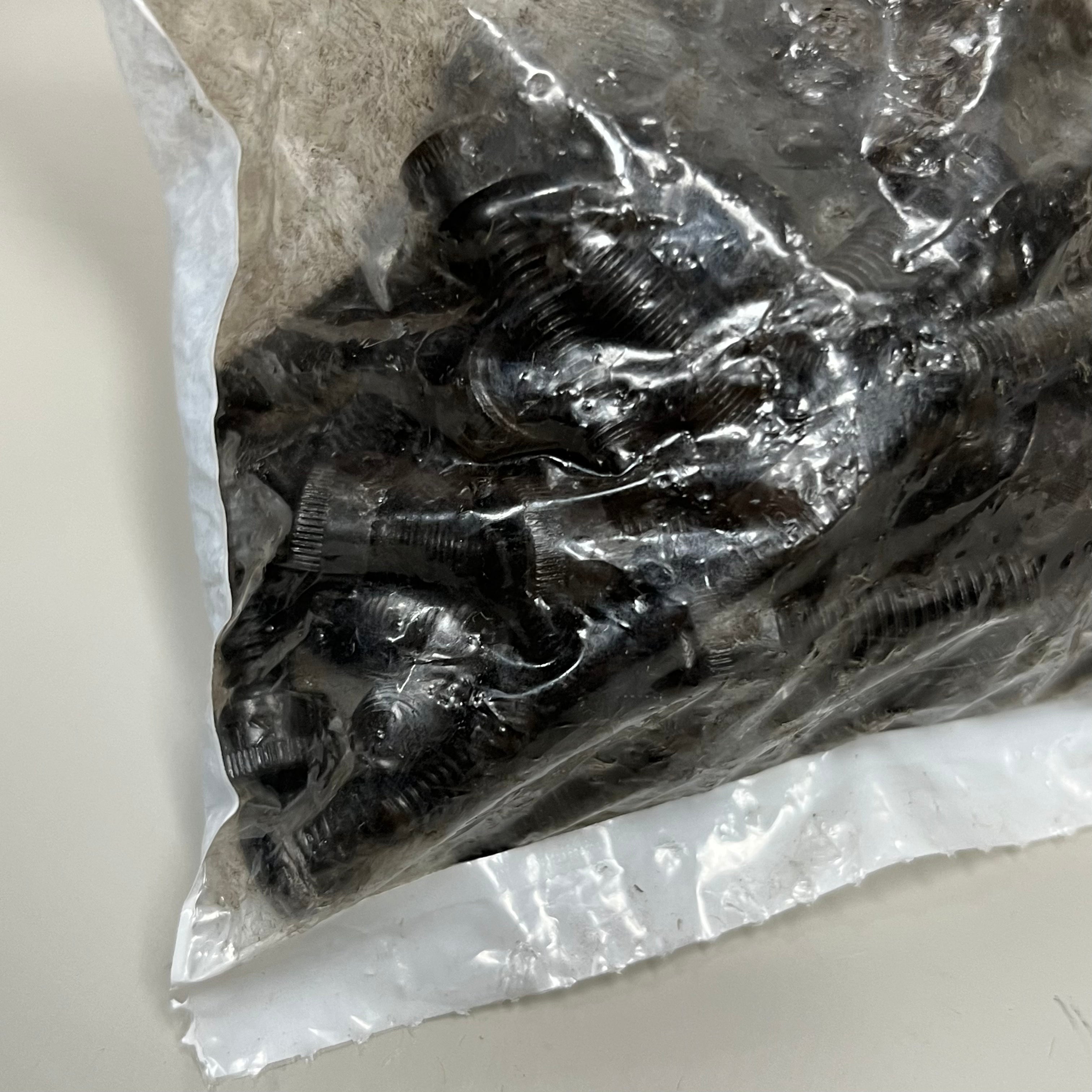 GRAINGER Socket Head Cap Screw Alloy Steel Pack of 100! 20mm Black W311474 (New)