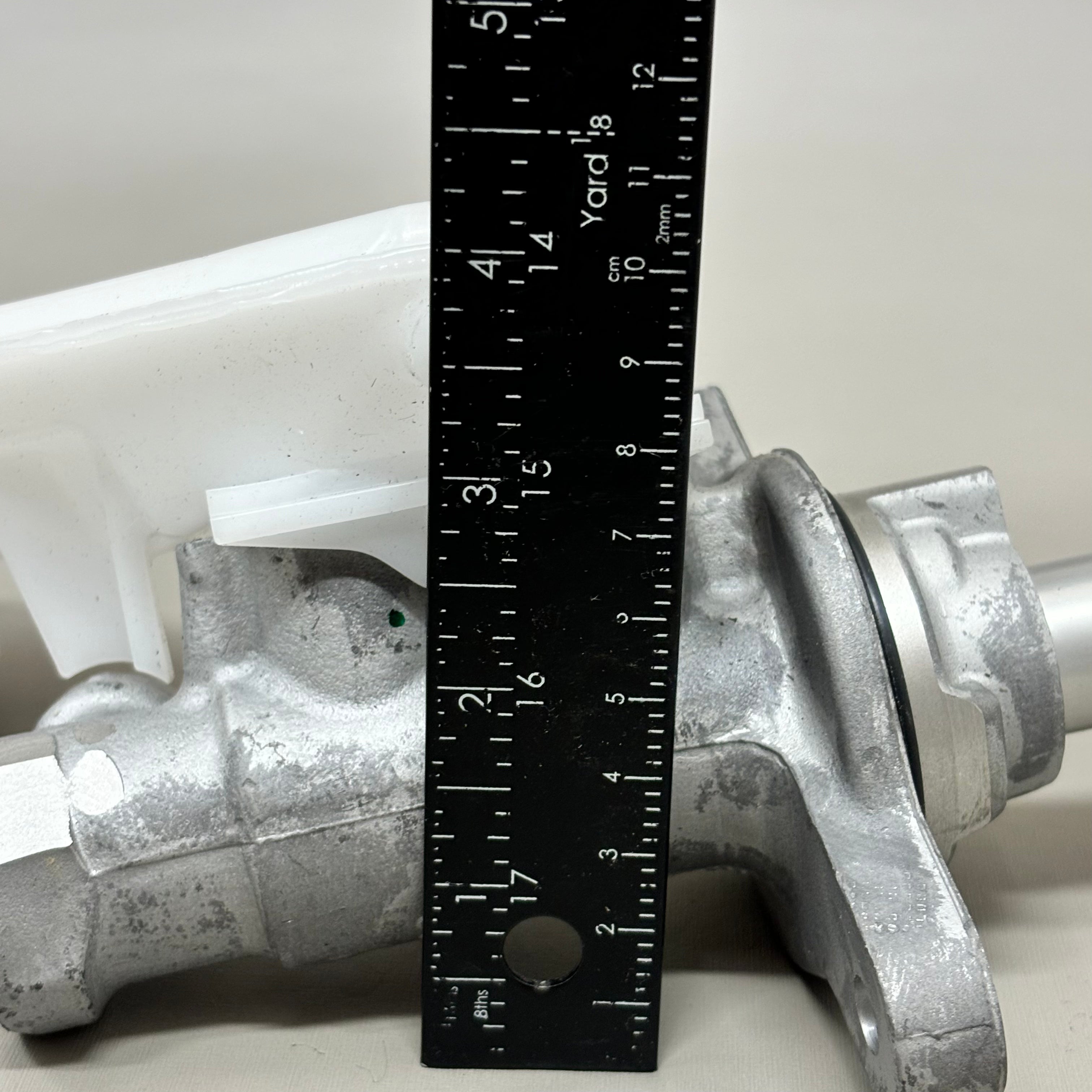 MAZDA OEM Genuine Tandem Master Cyl Silver Clear DAY6-43-40 ZB