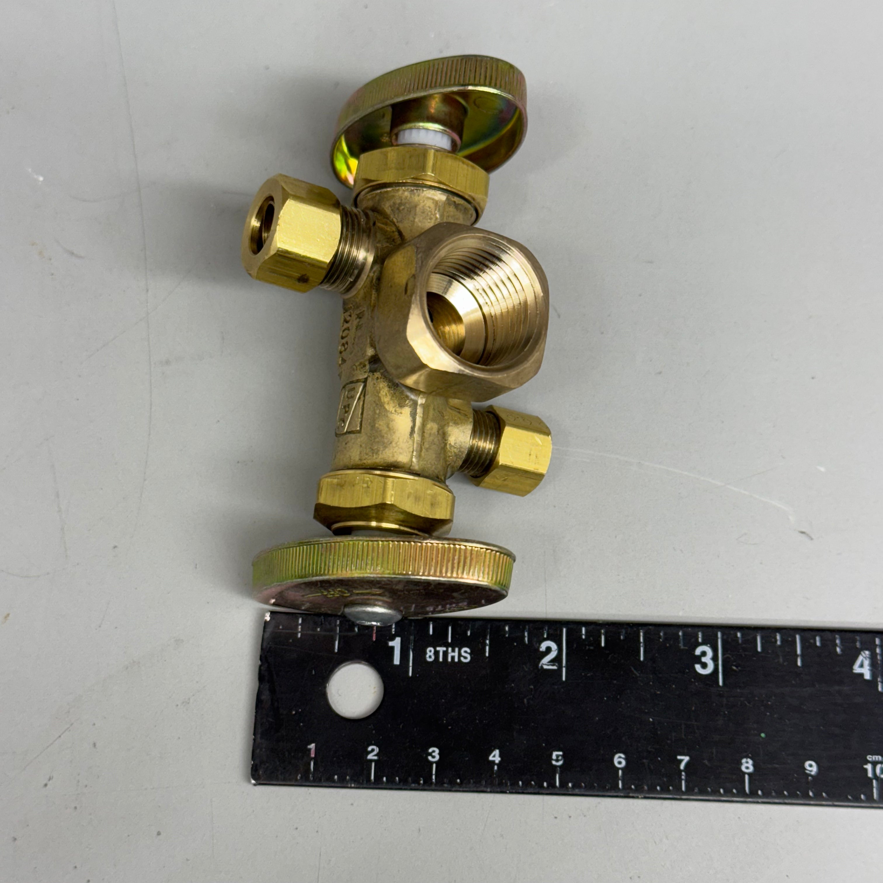 BRASSCRAFT Dual Shut-off Outlet Valve 1/2" FIP INLET X 3/8" OD & 1/4" OD COMP OUTLETS Gold R1700DVX R