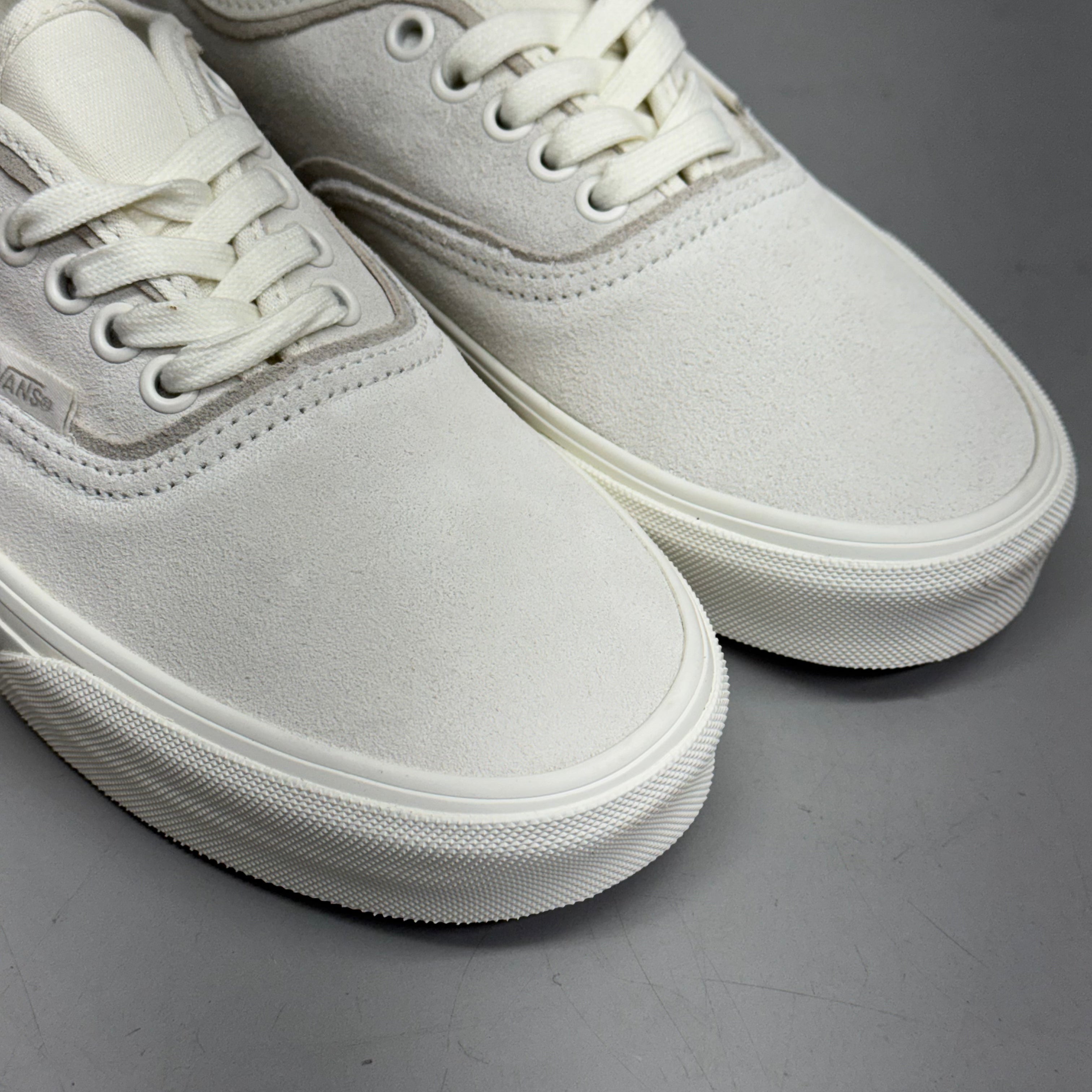VANS Authentic Sliver Sneakers Shoes Mens's Sz 9 White/White VN000D6DWWW