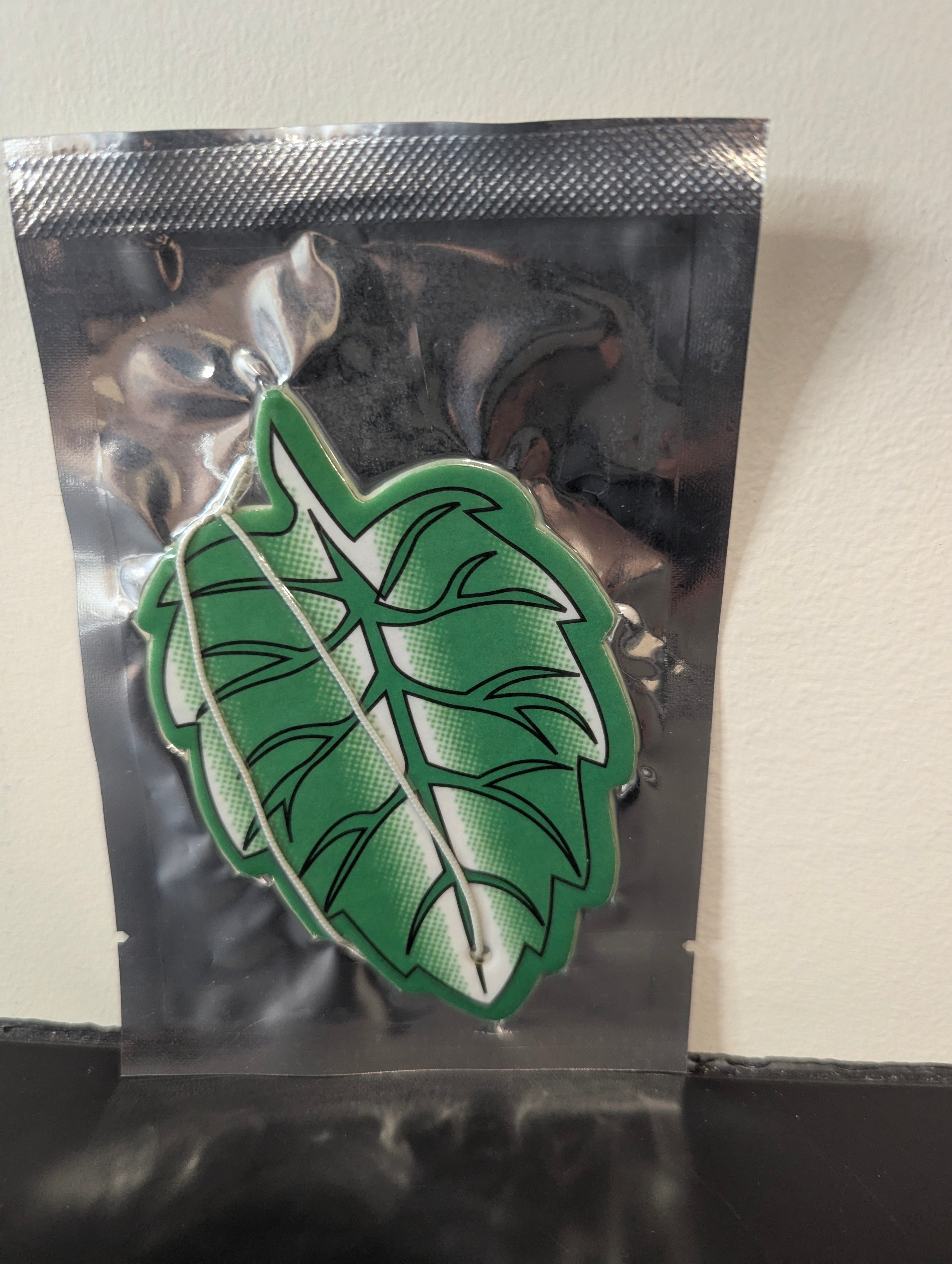 Leaf-Shaped Air Freshener 30-Pack – Long-Lasting Fragrance for Your Car or Home