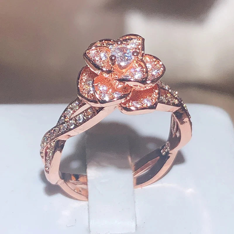 925 Sterling Silver Intertwined Rose Ring | White Zircon Cocktail Jewelry