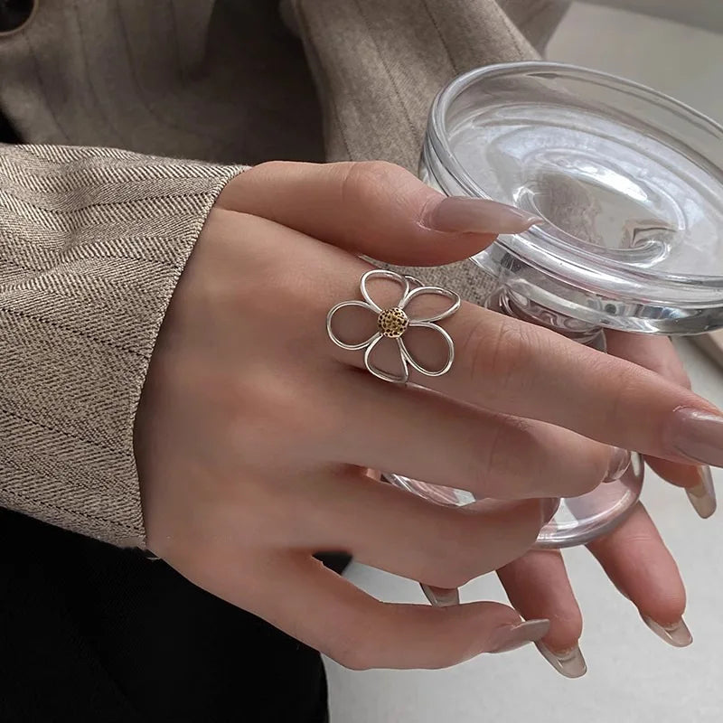 VENTFILLE 925 Sterling Silver Flower Ring | Hollow Out Retro Jewelry for Women