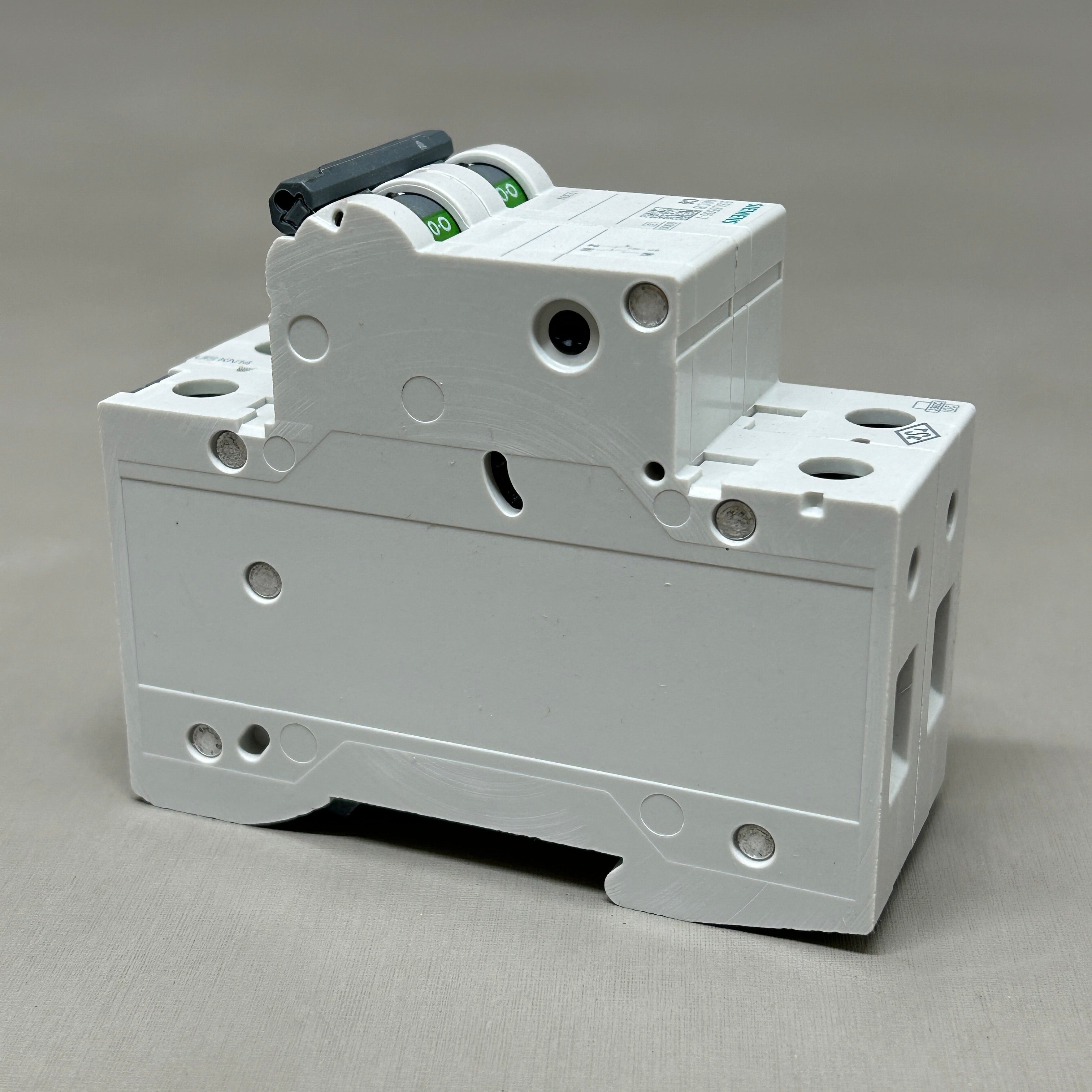 SIEMENS Miniature Circuit Breaker 230V 6KA Off-White 5SL6506-7 (New)