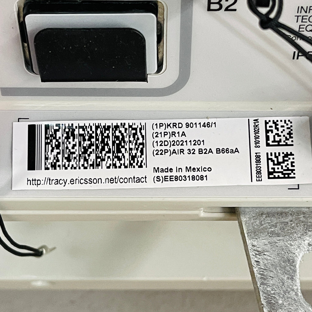 ERICSSON KRD 901 146/1 Air 32 Dual Band Single Antenna