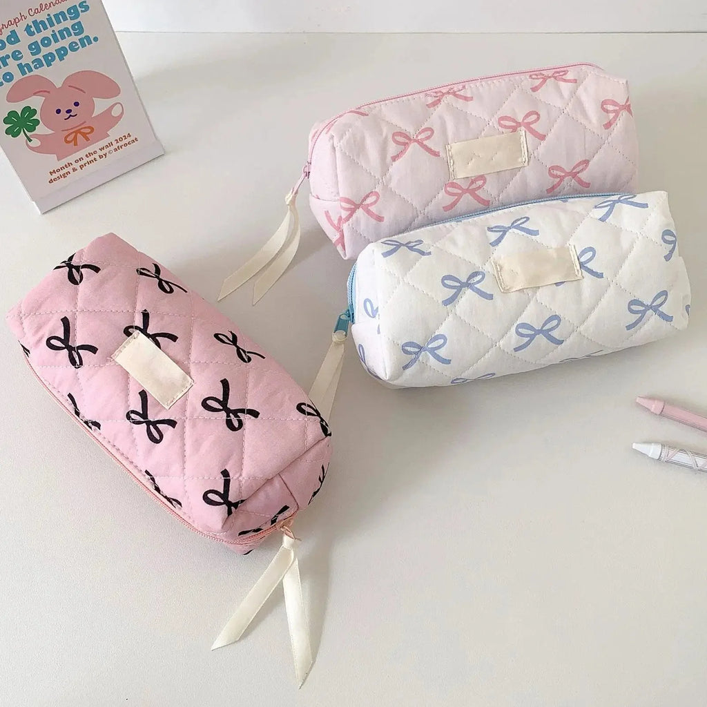 Plush Large Capacity Pencil Case | Cute Aesthetic Stationery Pouch and Cosmetic Organizer