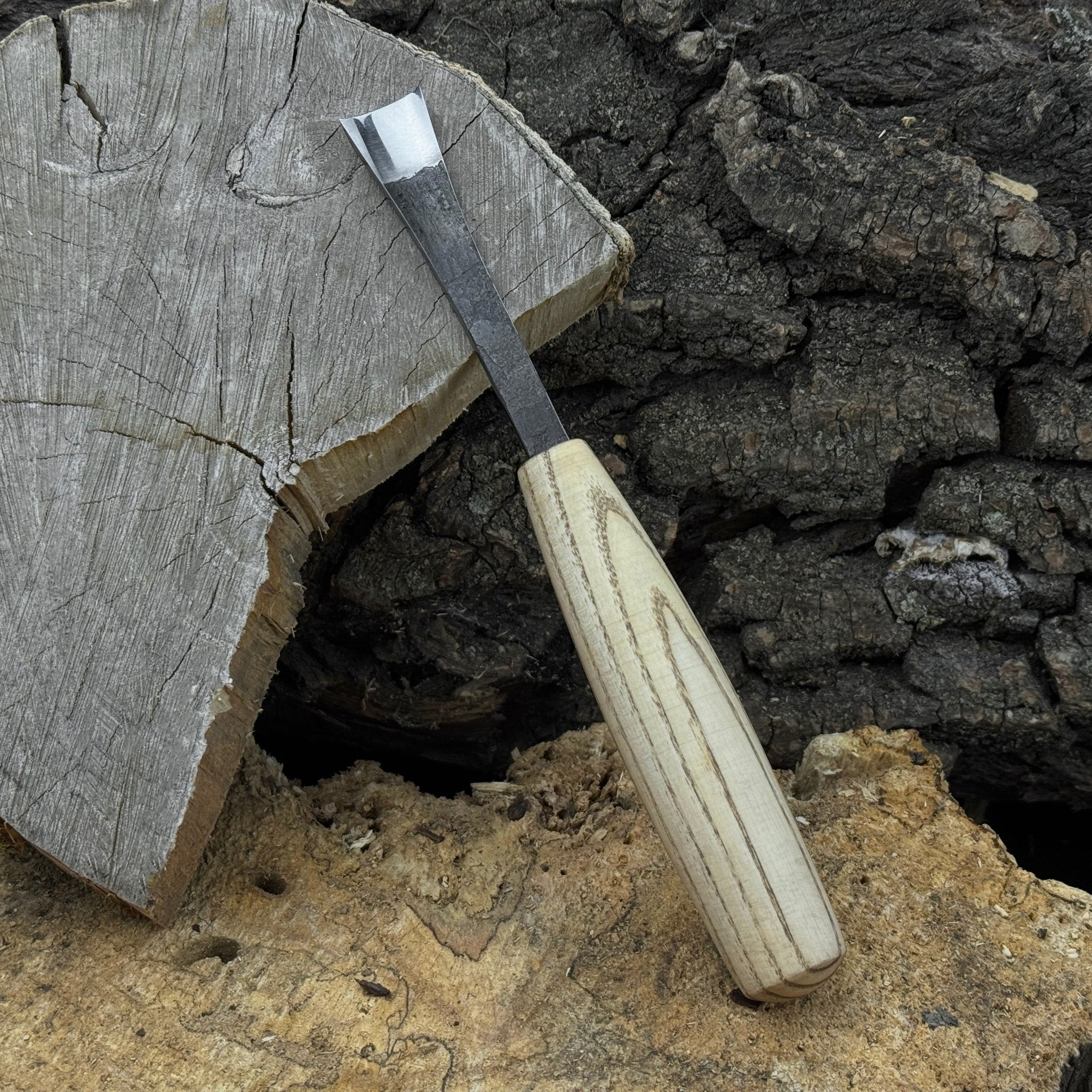 Small Fishtail Chisel – 15 mm / 20 mm (0.59 / 0.79 inches)
